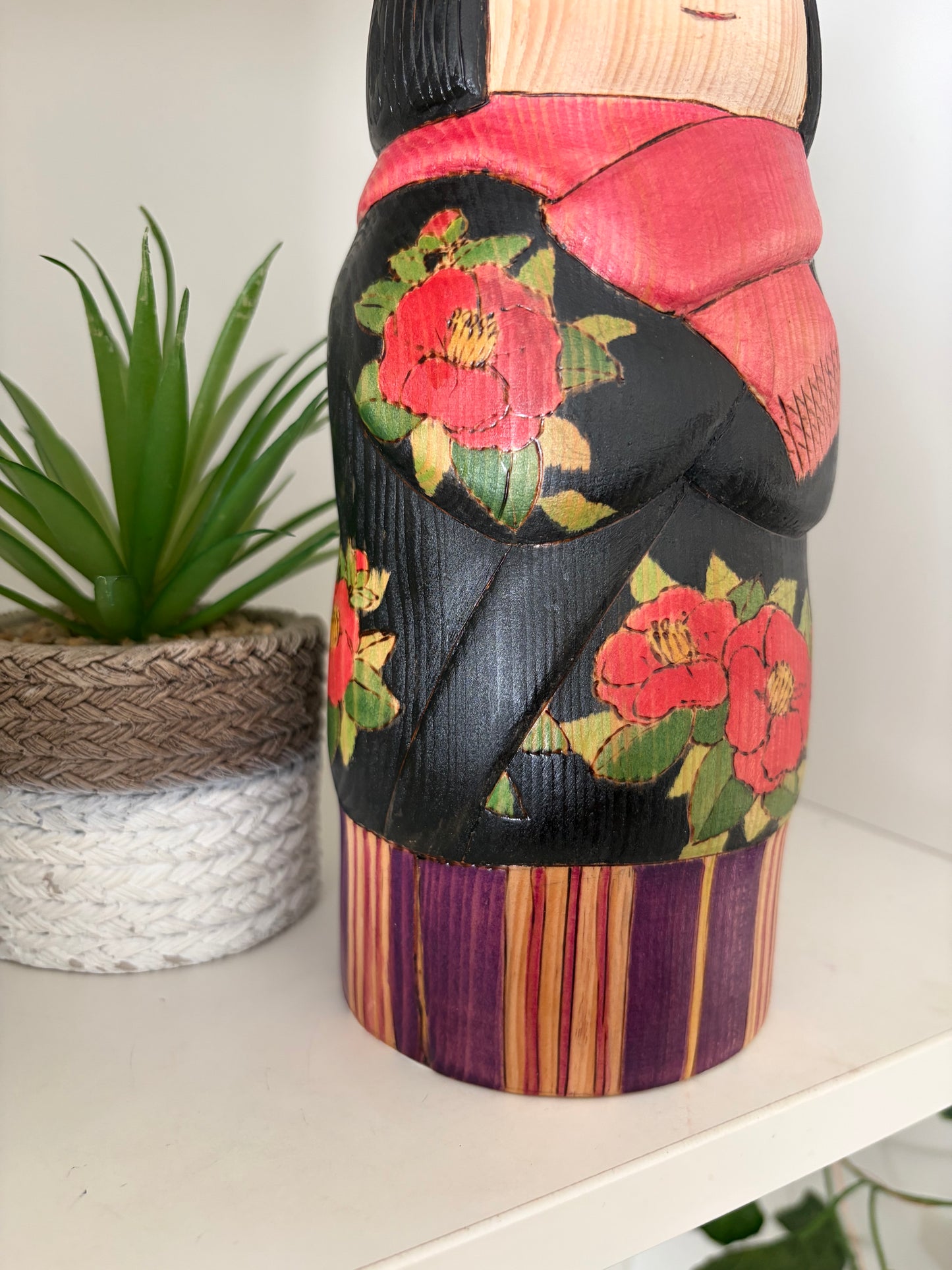 Unique Modern Sosaku kokeshi by Yuko Yamazaki - With box