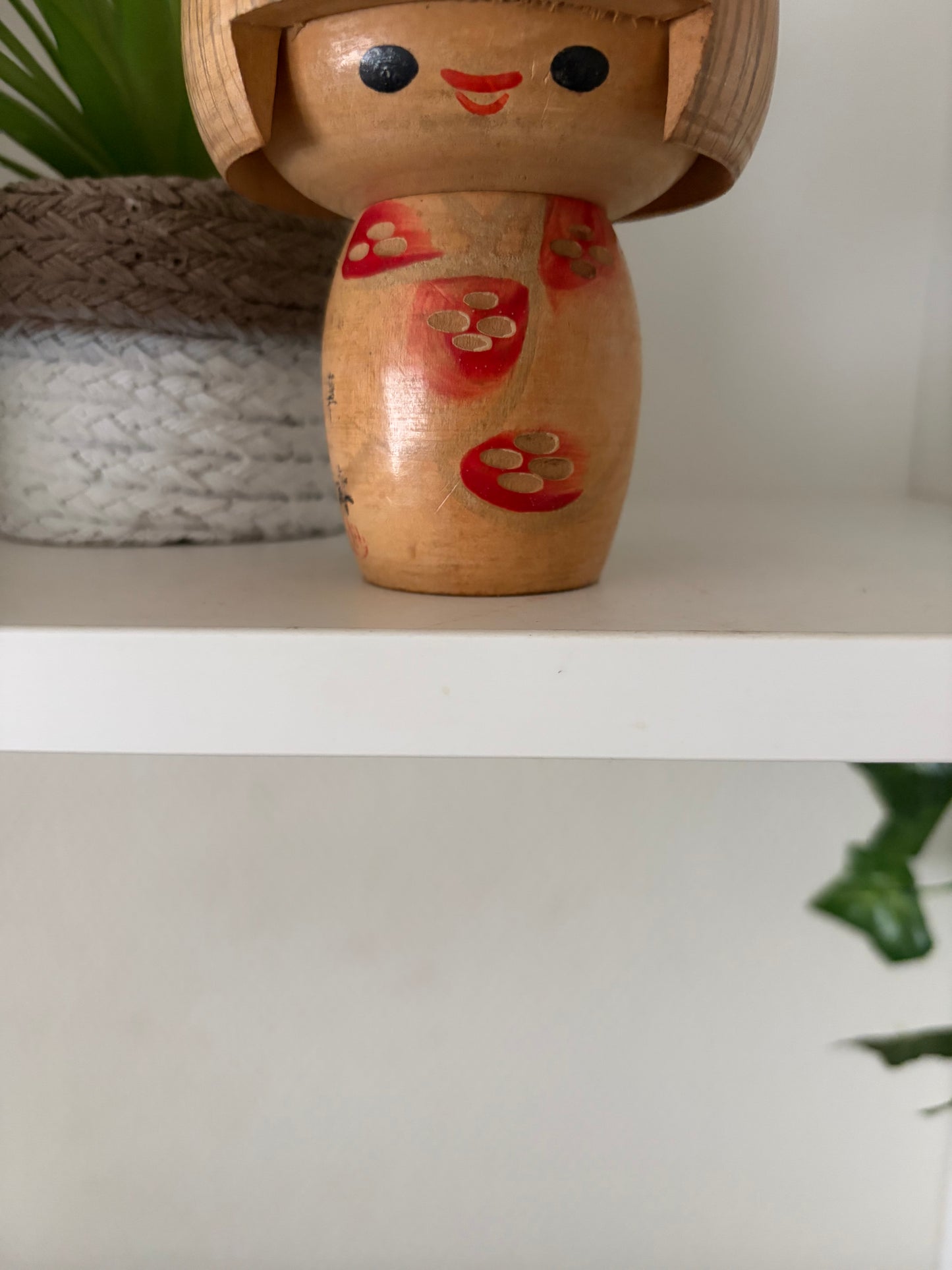 Rare vintage Sosaku kokeshi by Inosuke Kobayashi (1931-)