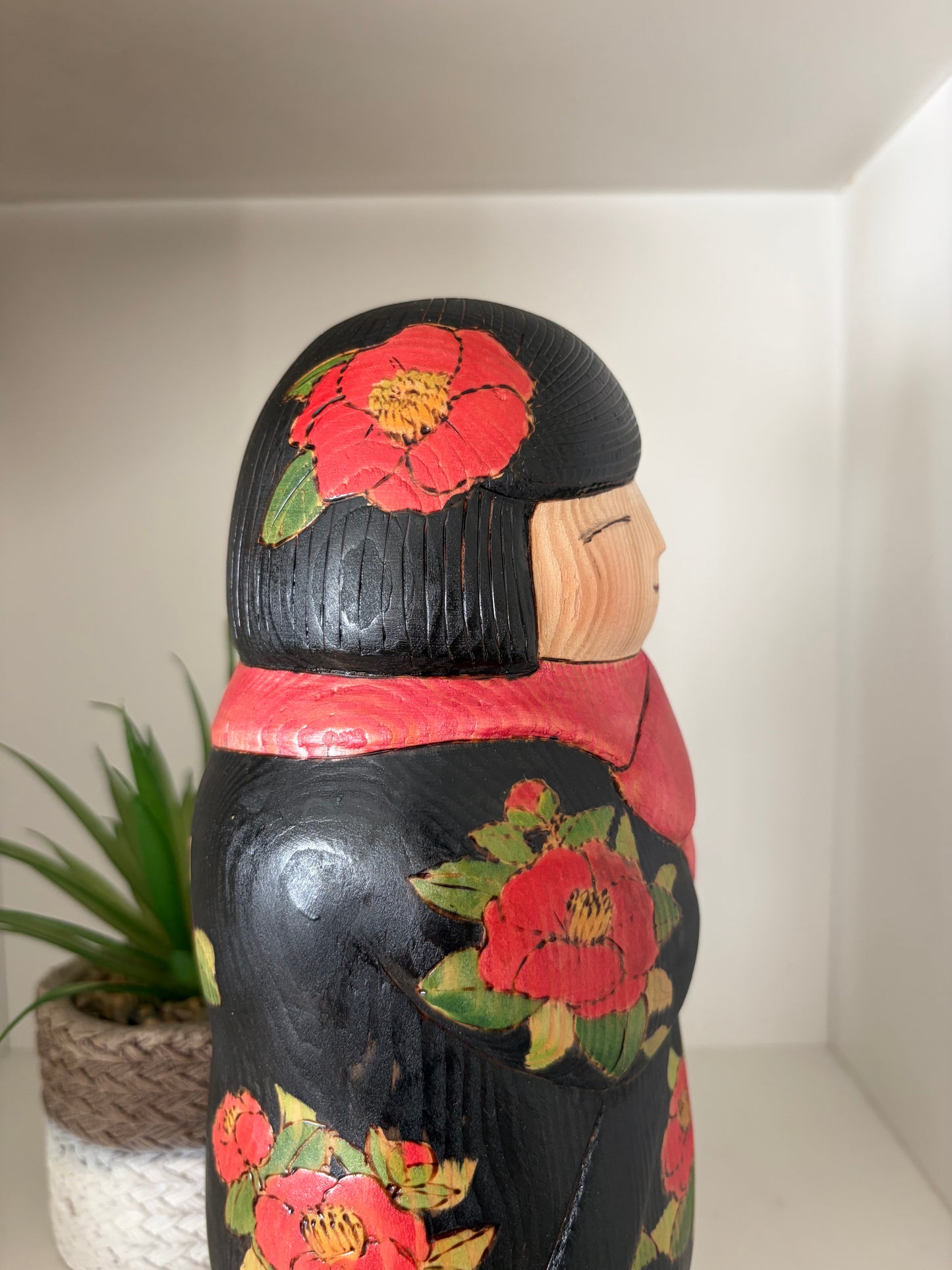 Unique Modern Sosaku kokeshi by Yuko Yamazaki - With box