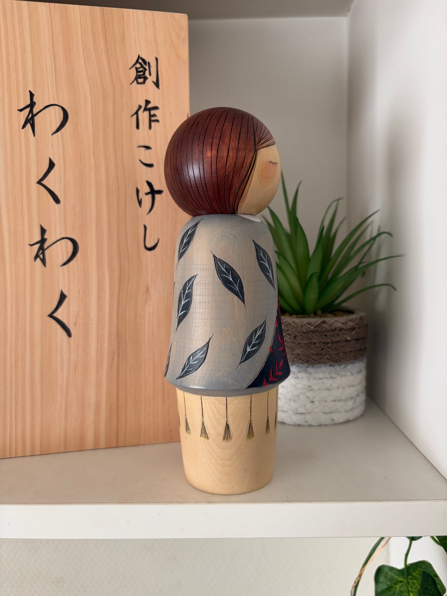 Exclusive Award winning kokeshi by Nagisa Hirano!