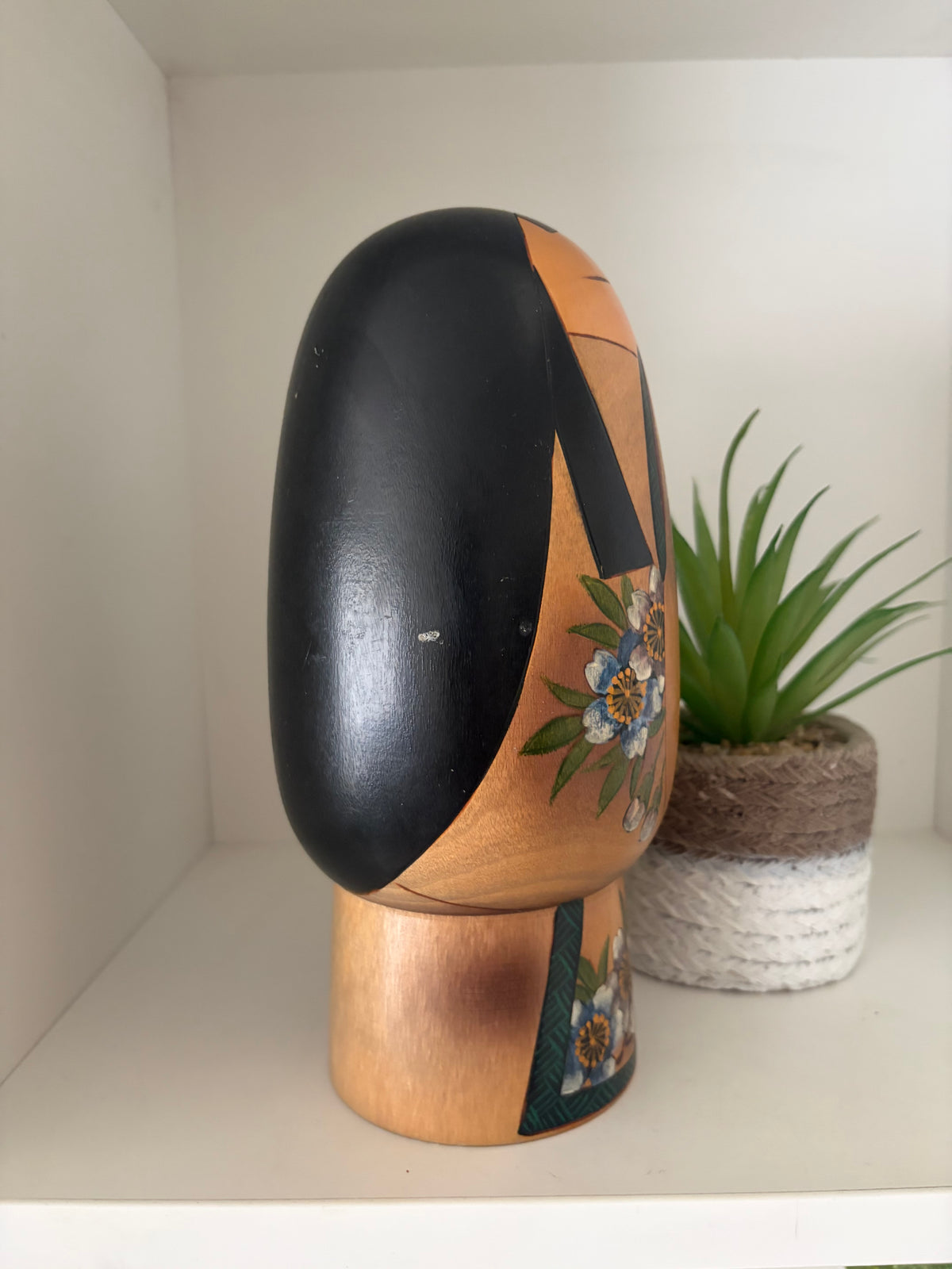 Rare vintage Sosaku kokeshi by Sato Suigai (1920-)
