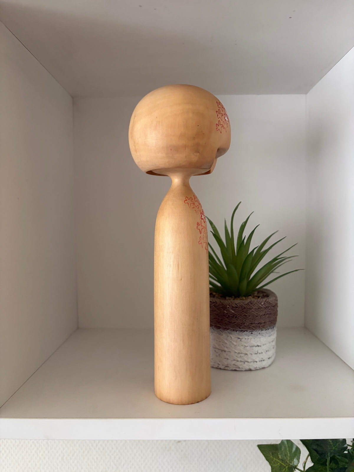 Exclusive Vintage kokeshi made by Sansaku Sekiguchi (1925-2018)