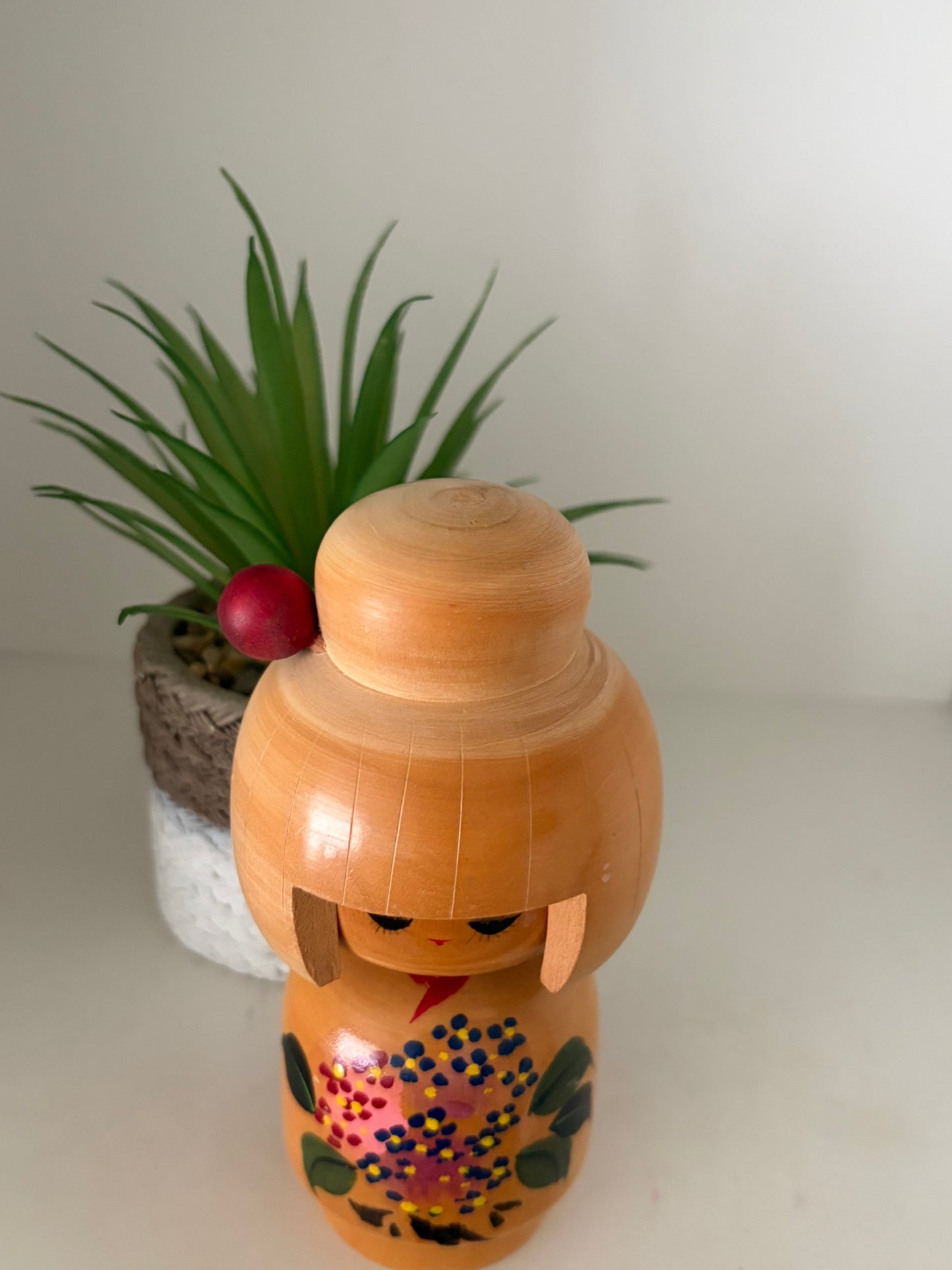 Vintage Sosaku kokeshi by Kamakura