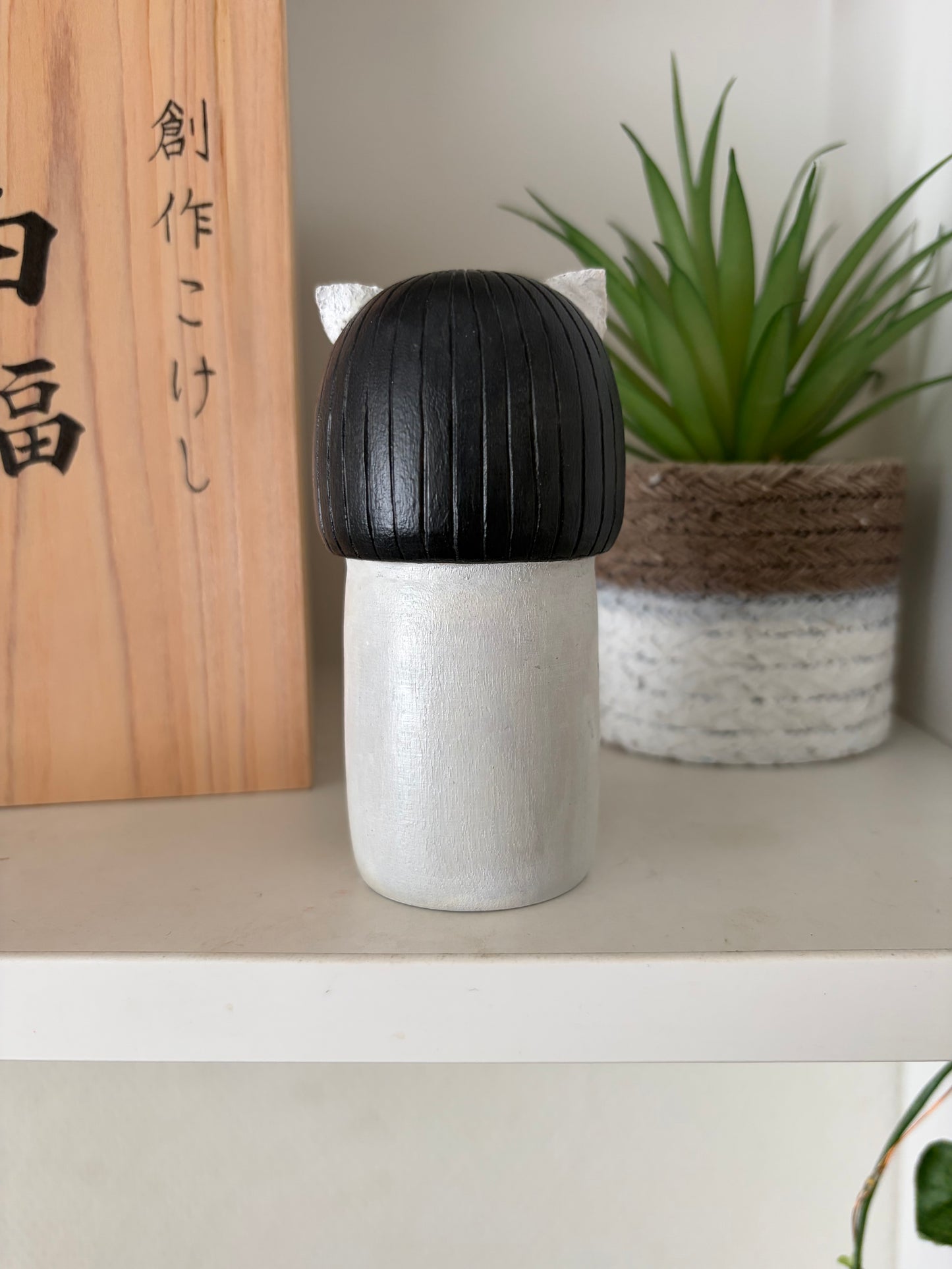 Exclusive one off a kind kokeshi by Nagisa Hirano!