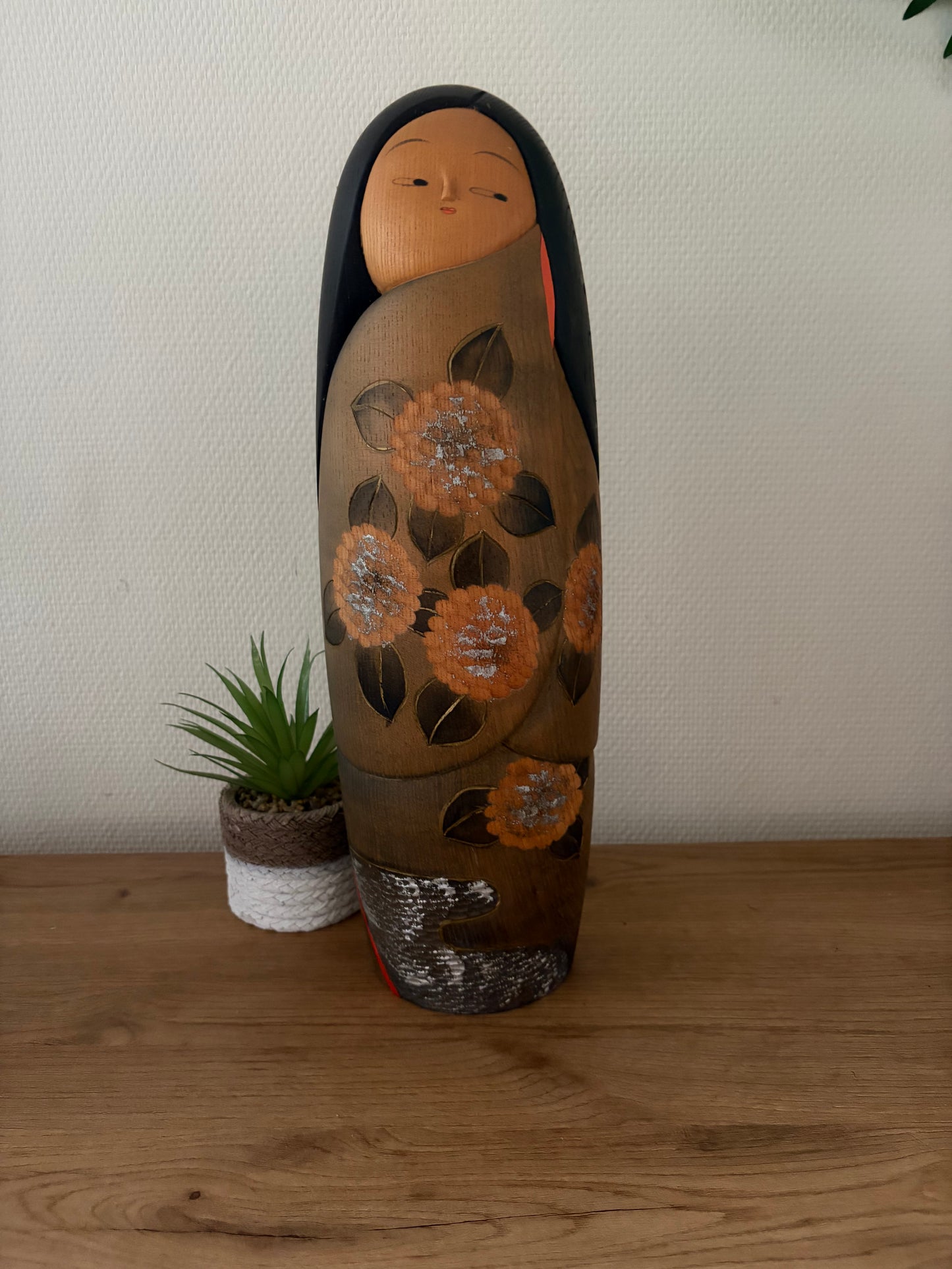 Exclusive Sosaku kokeshi by Aoki Ryoka (1931-) 41,5cm