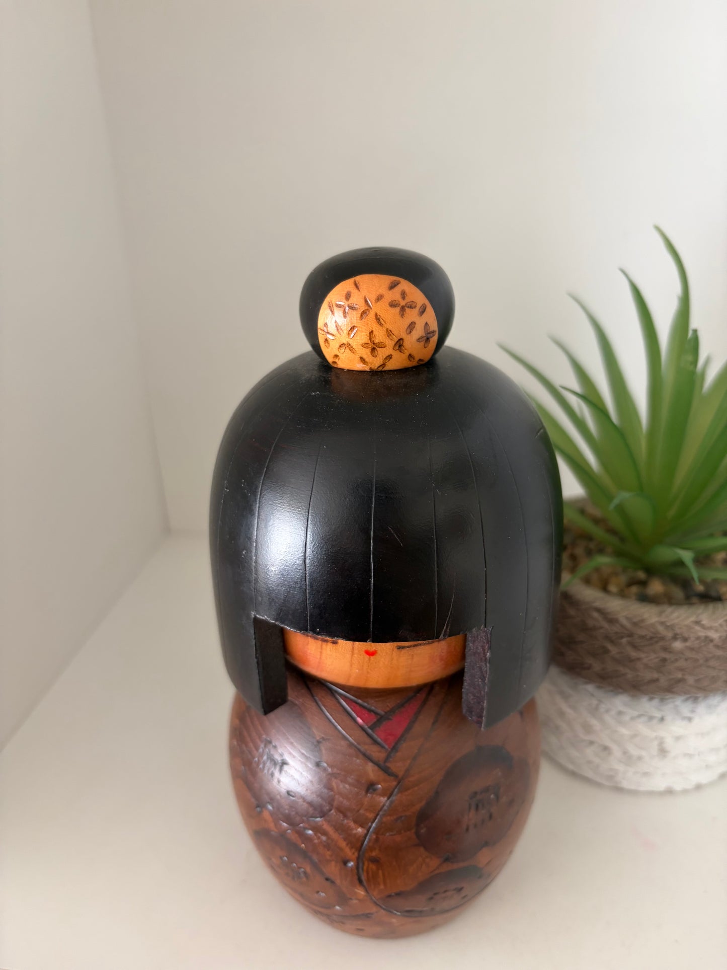 Vintage Gumma kokeshi by Kazuo Takamizawa (1927-)