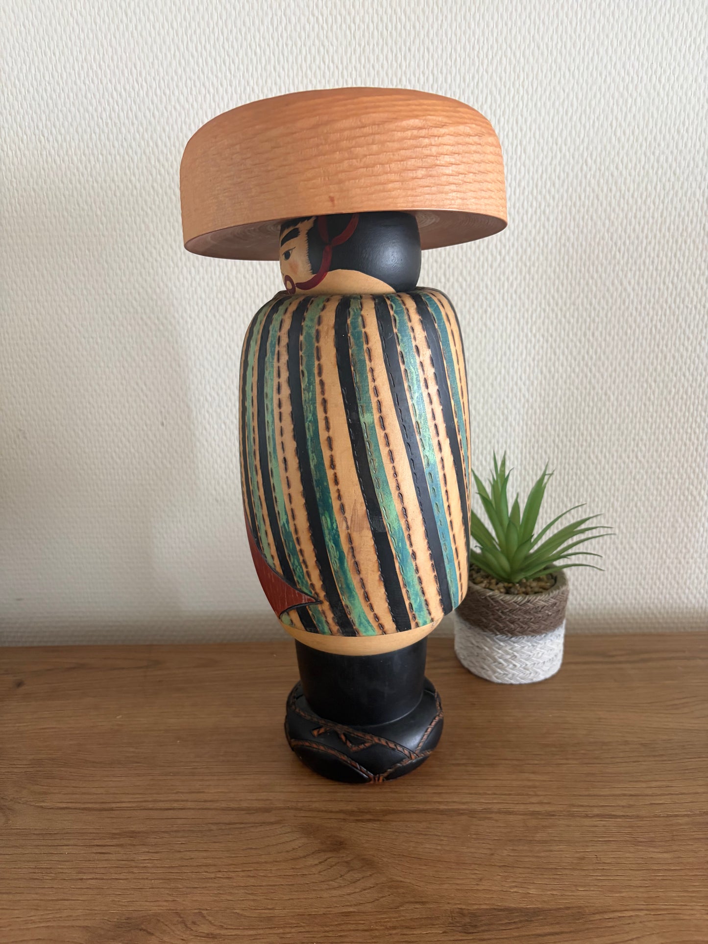 Exclusive vintage Gumma kokeshi by Inosuke Kobayashi (1931-)