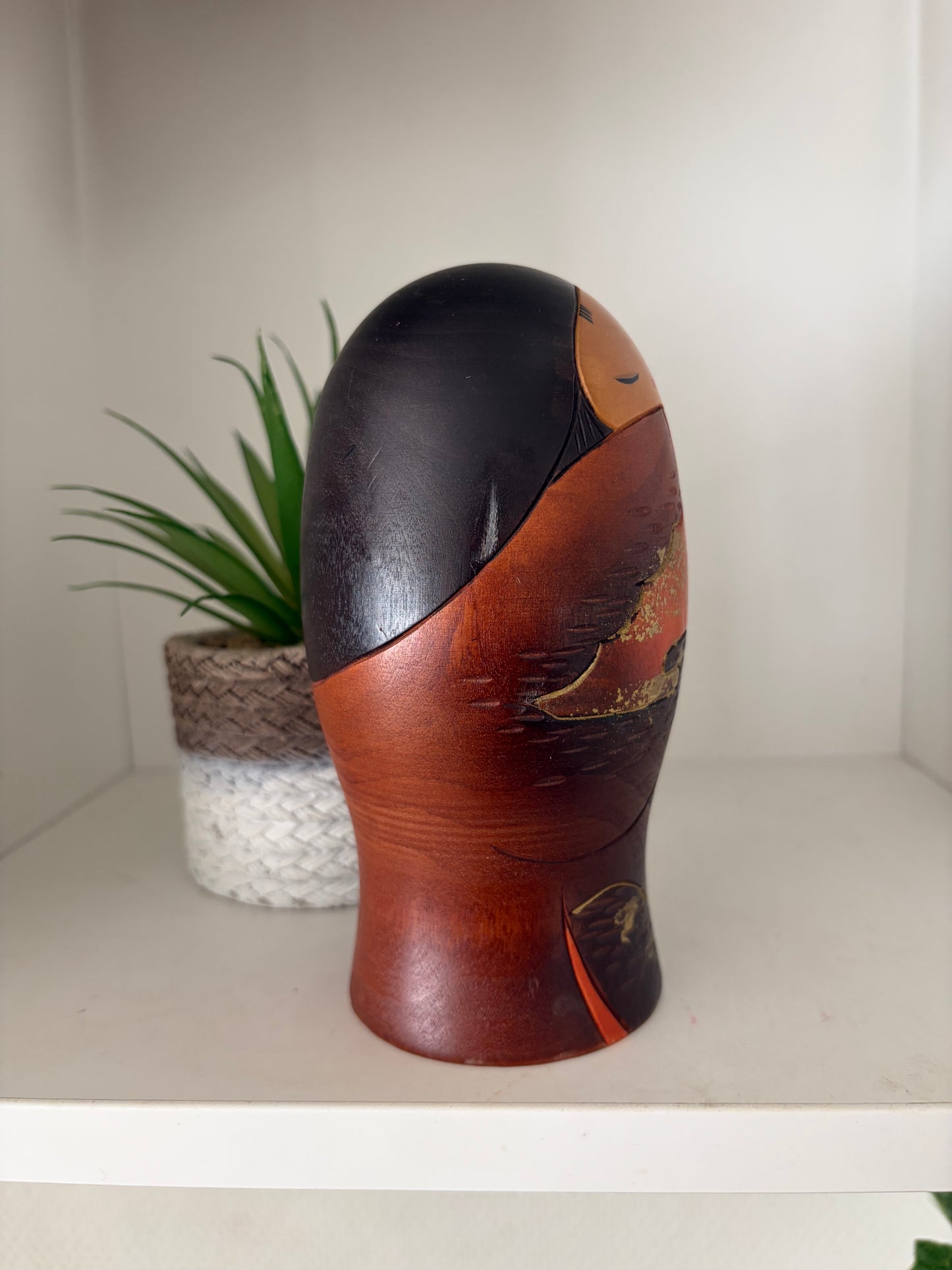 Vintage Sosaku kokeshi by Aoki Ryoka (1931-)