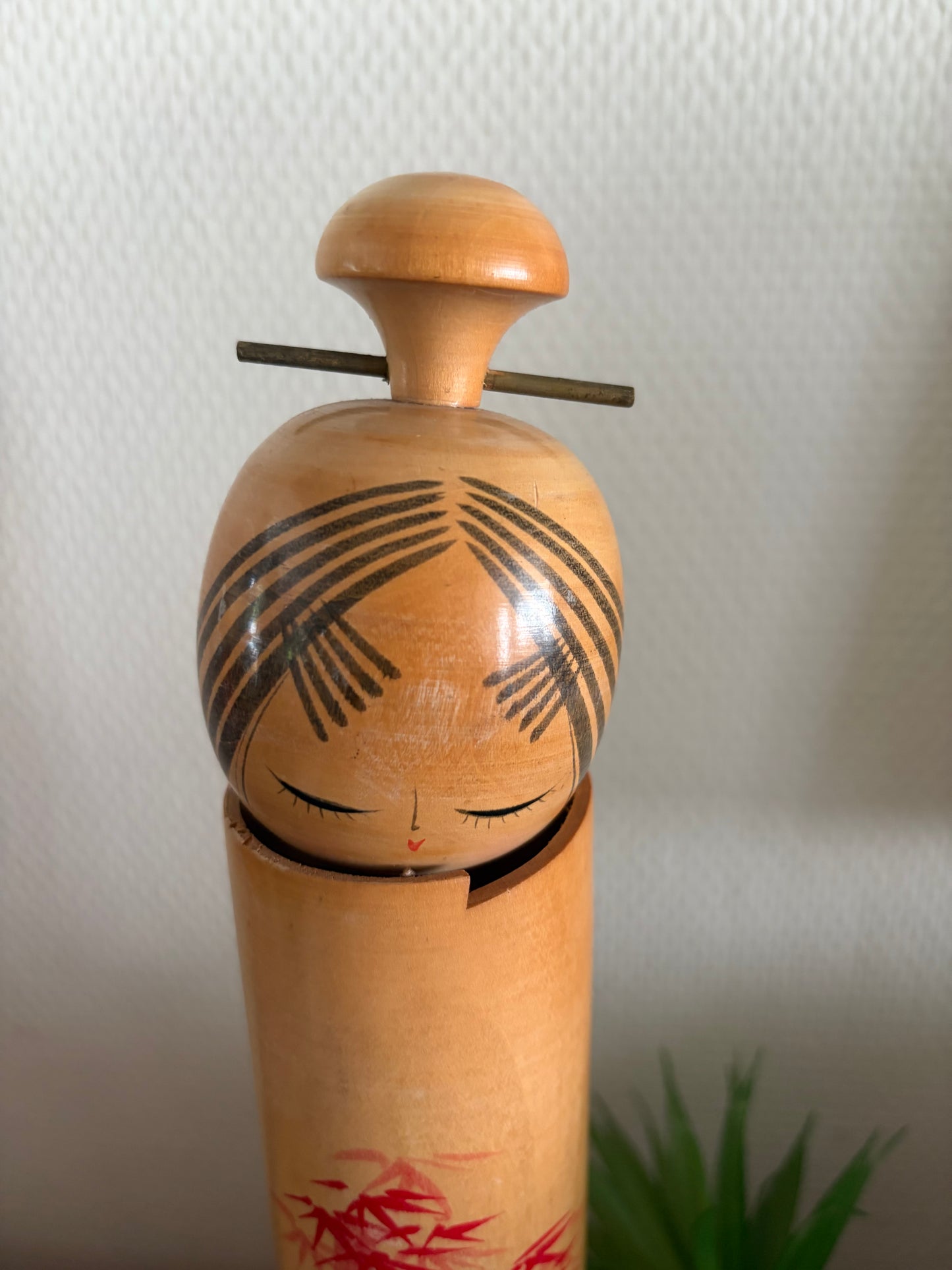 Vintage Sosaku kokeshi by Sato Suigai (1920-)