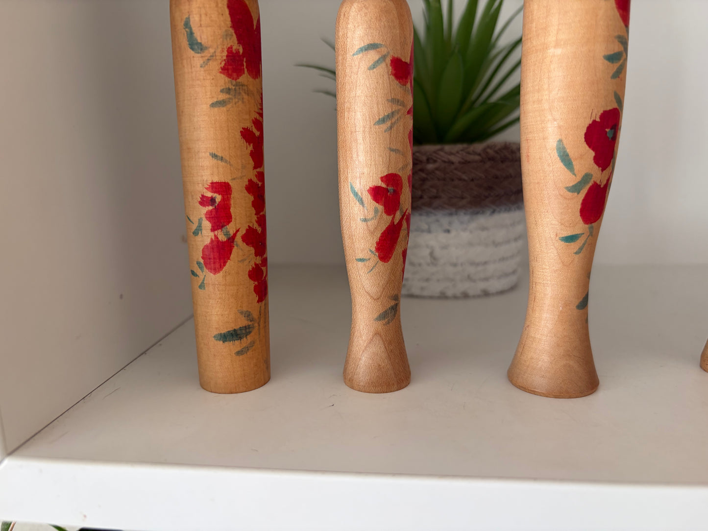 Vintage set of six Yamagata kokeshi with hat by Seijiro Kobayashi (1918-2015)