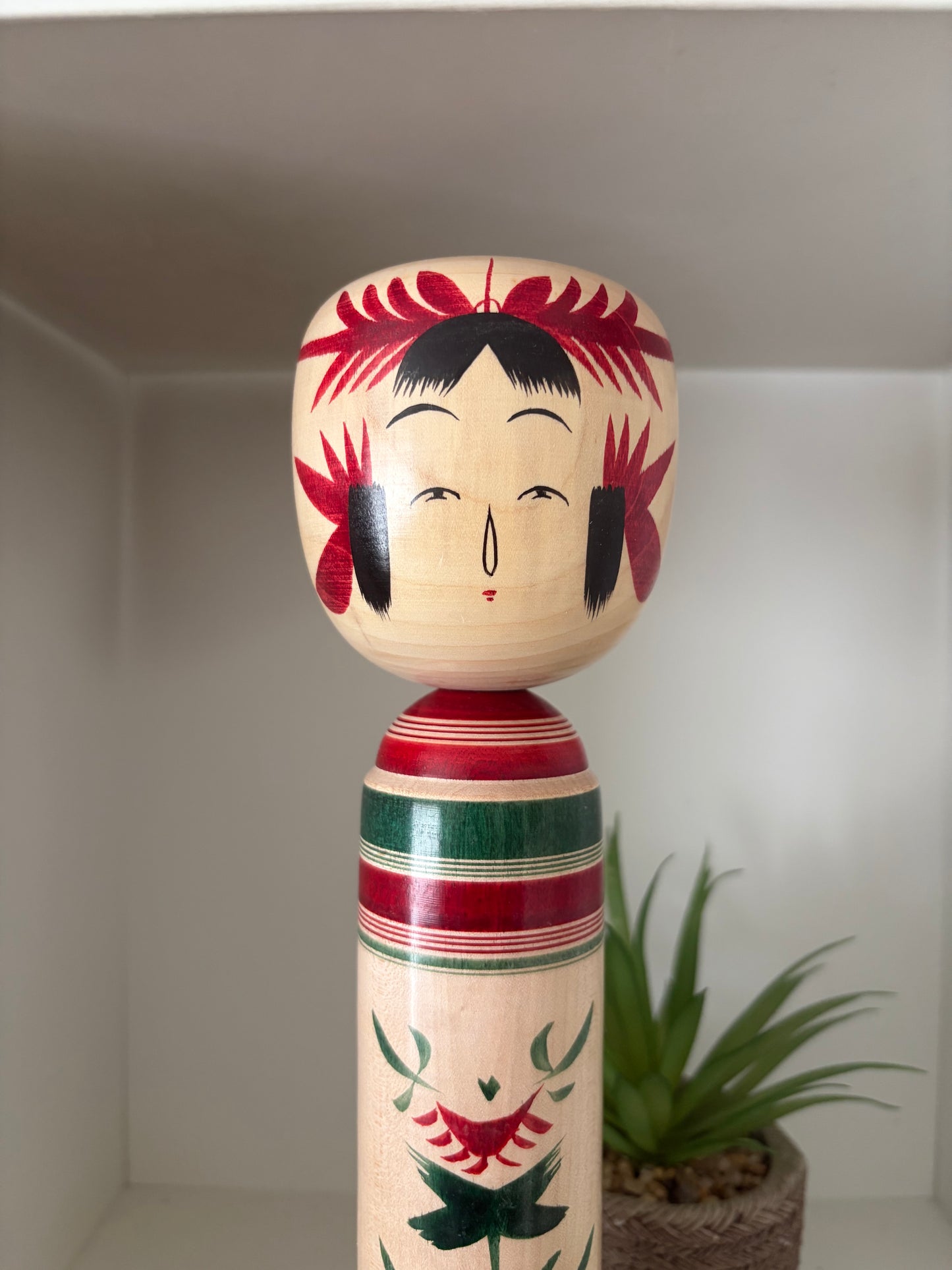 Vintage traditional Yamagata - Sakunami kei kokeshi by Kano Yasushi (1921- 2010)
