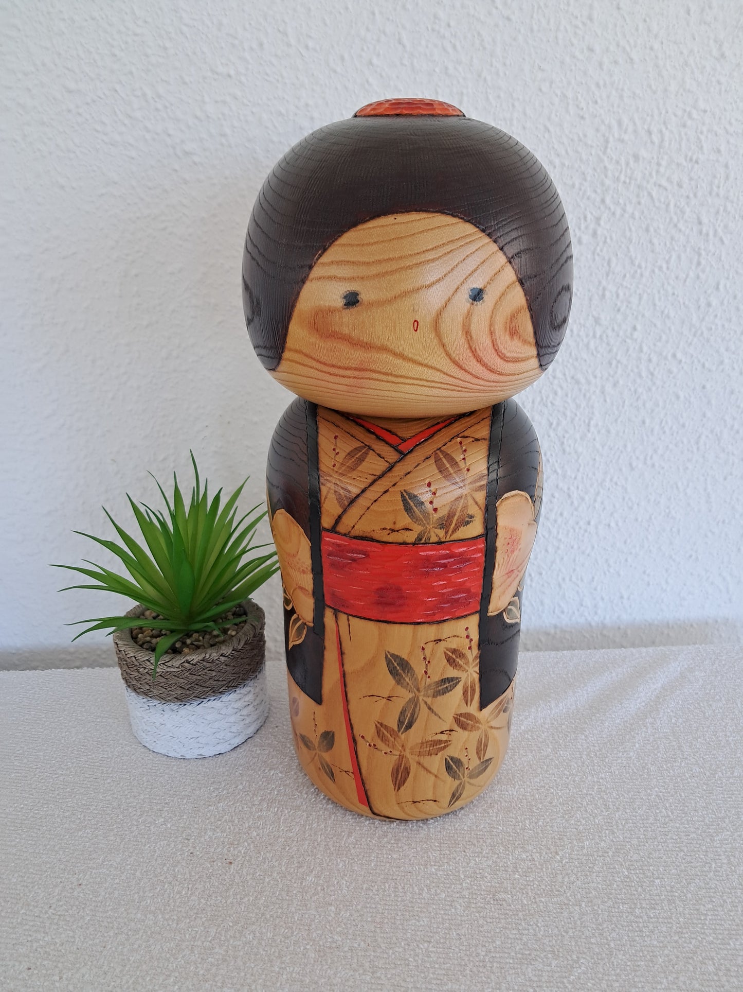 Exclusive Sosaku kokeshi made by Kishi Sadao(1932-1998) - With original box!