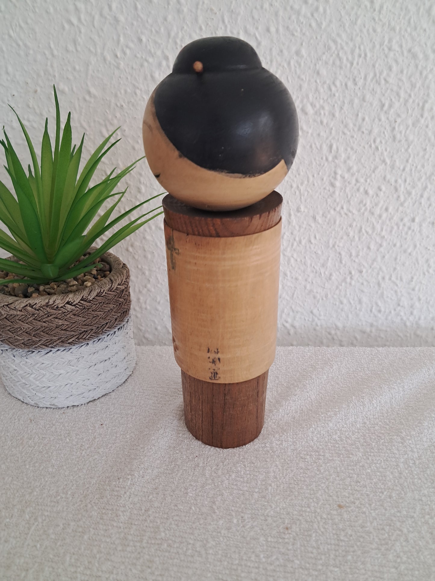 Award winning kokeshi made by Izumi Ueda