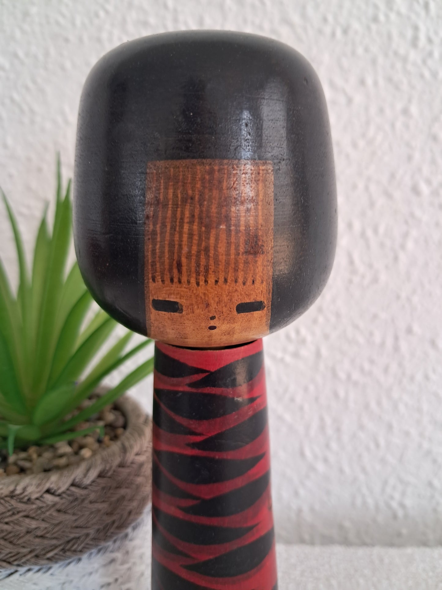 Exclusive Vintage Sosaku Kokeshi by Hideo Ishihara (1925-1999)