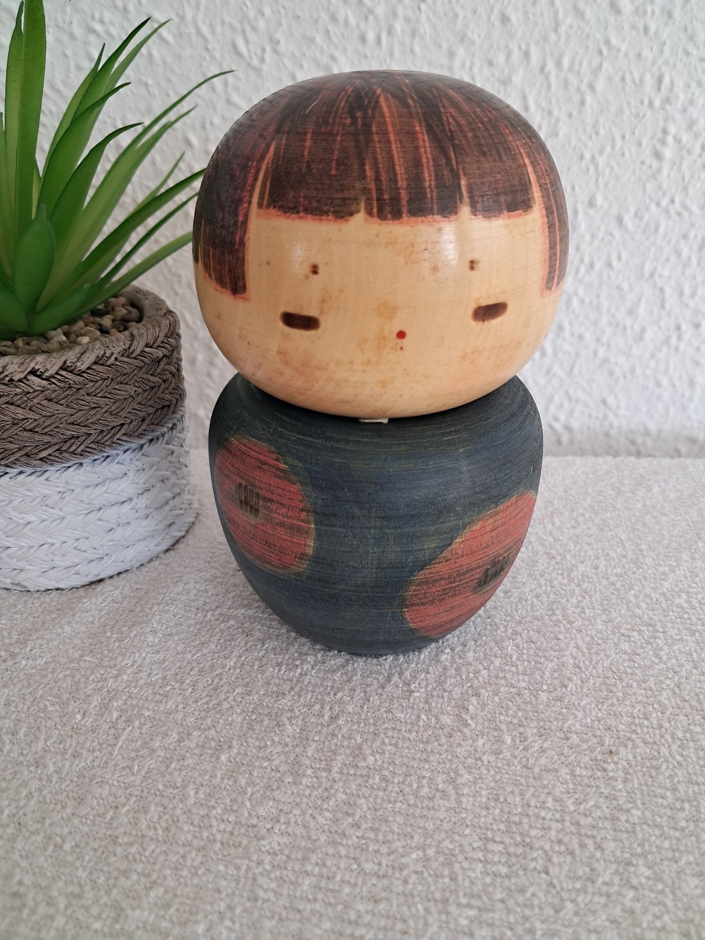 Exclusive Sosaku kokeshi made by Sanpei Yamanaka (1926-2012)