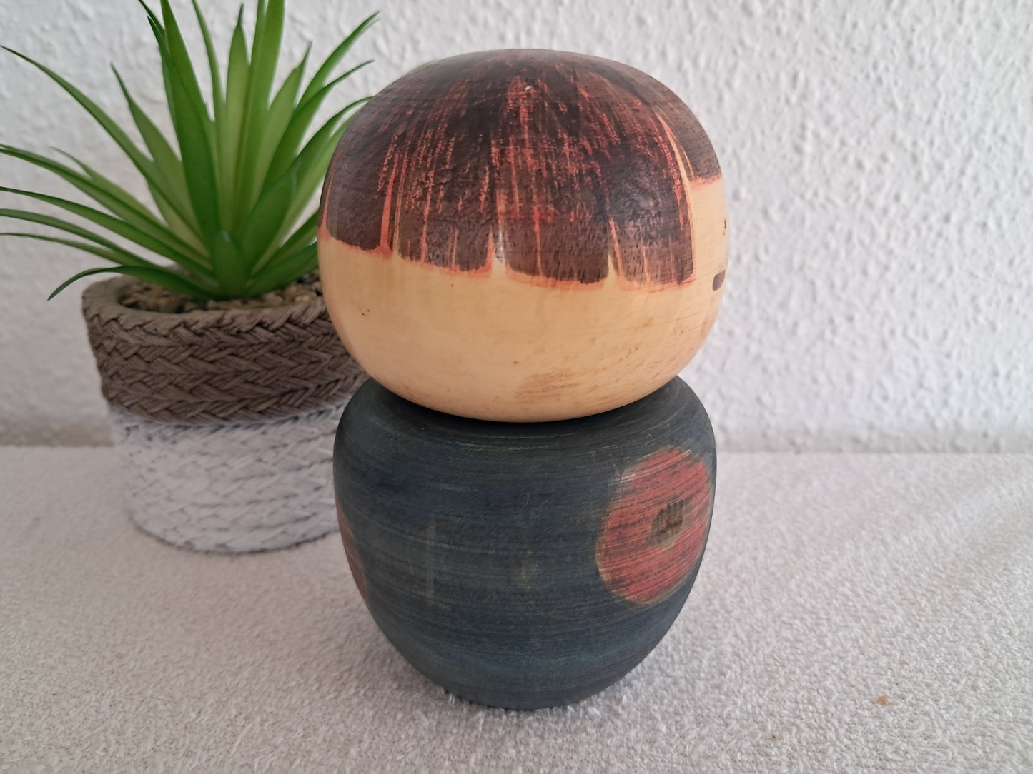 Exclusive Sosaku kokeshi made by Sanpei Yamanaka (1926-2012)