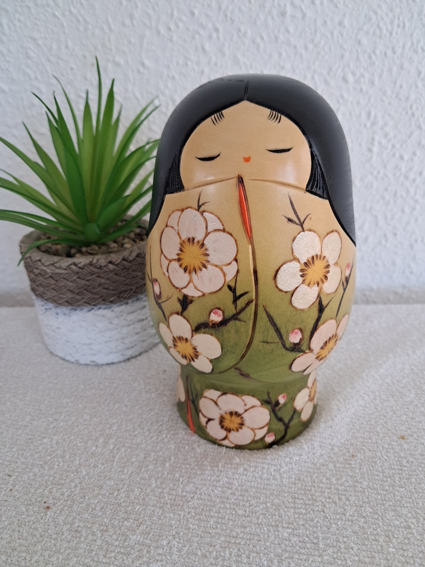 Exclusive Vintage Sosaku Kokeshi by Aoki Ryoka (1931-)