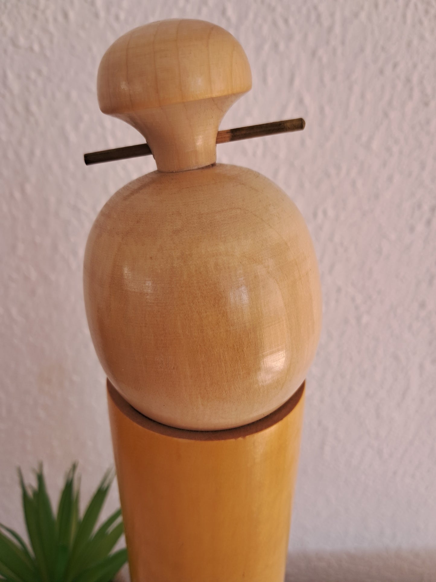 Exclusive elegant XL Sosaku Kokeshi By Sato Suigai (1920- )