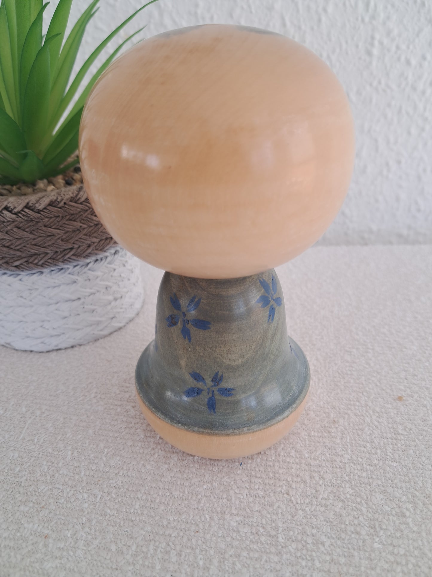 Vintage Sosaku Kokeshi made by Tsujita Ryozo