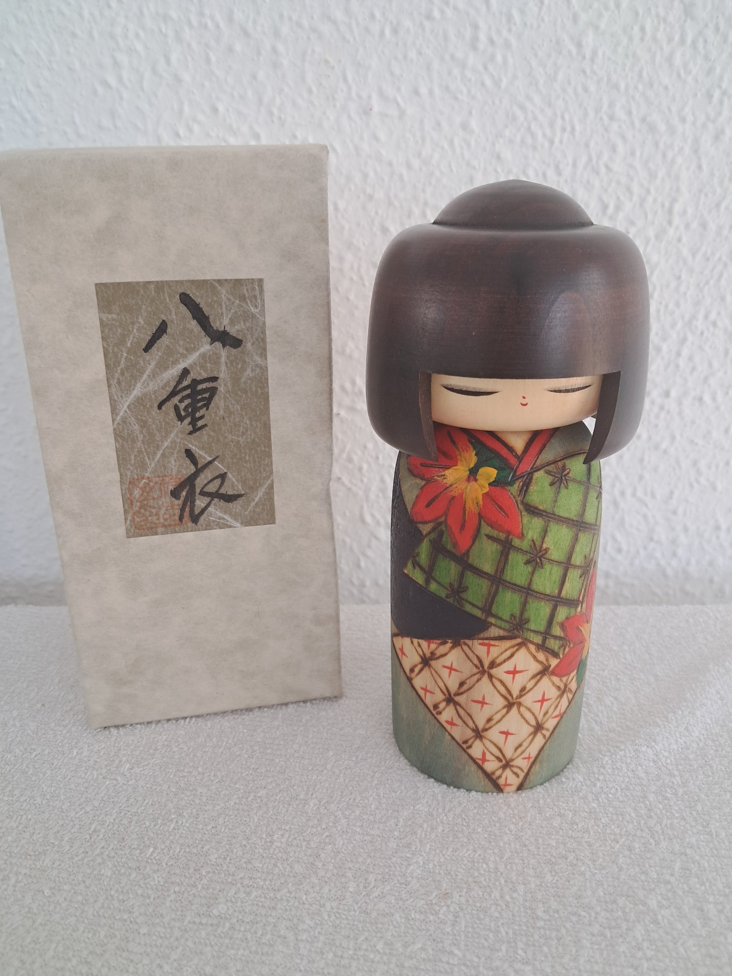 Beautiful Gumma kokeshi Made by Yuji Kawase (1938-)