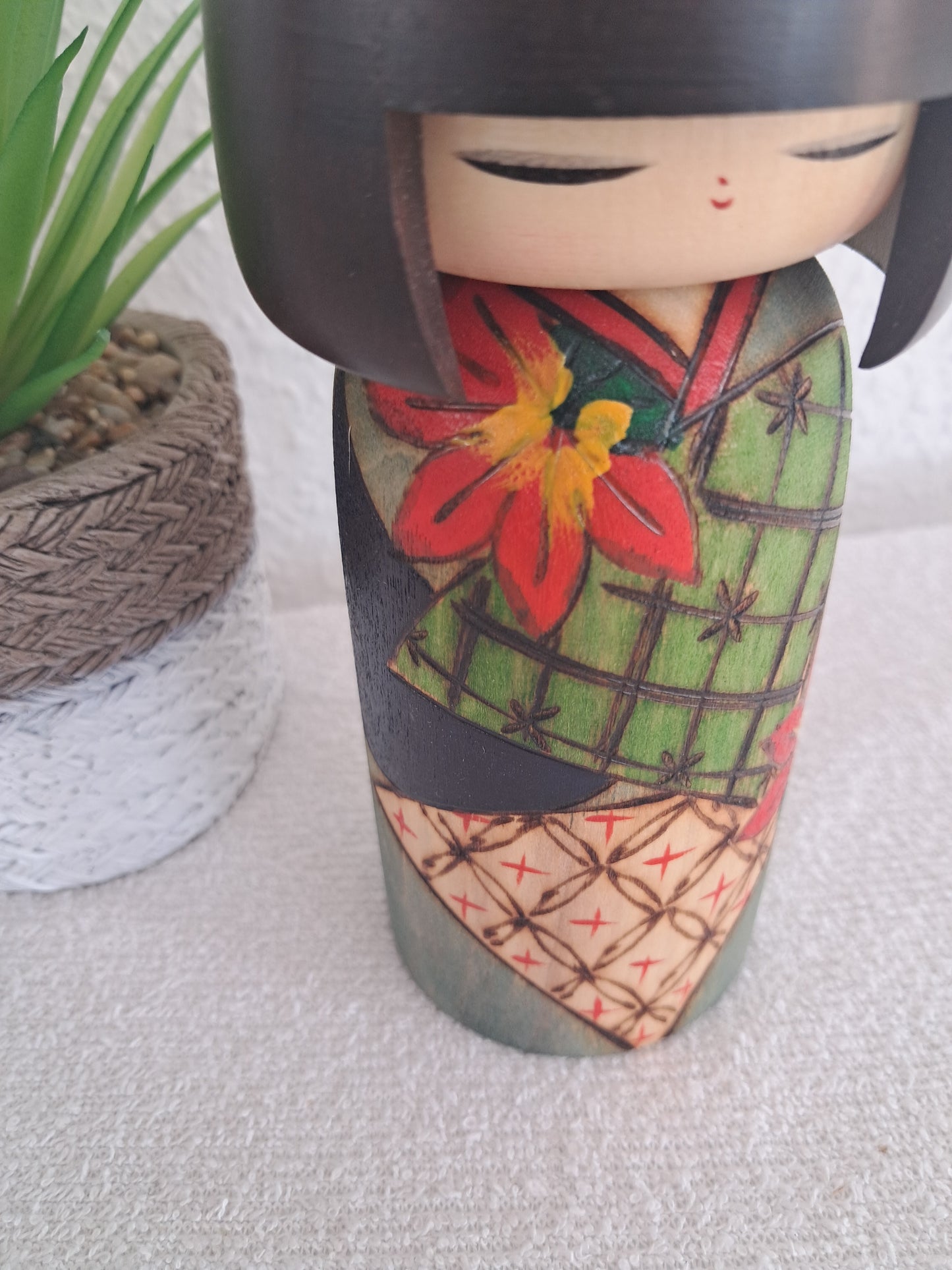 Beautiful Gumma kokeshi Made by Yuji Kawase (1938-)