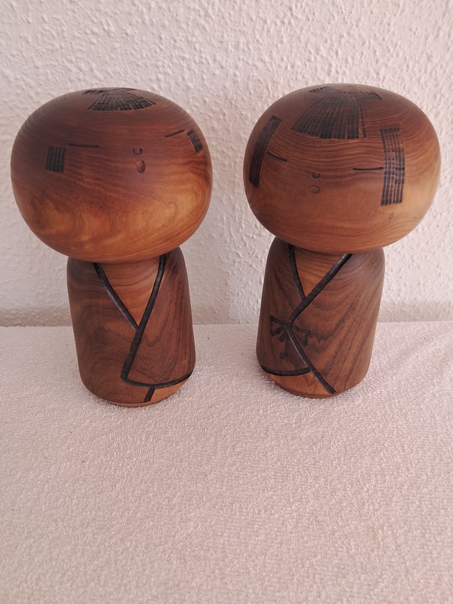 Exclusive set of Vintage Sosaku Kokeshi By Kenichi Murakami (1929 - ) - With original box