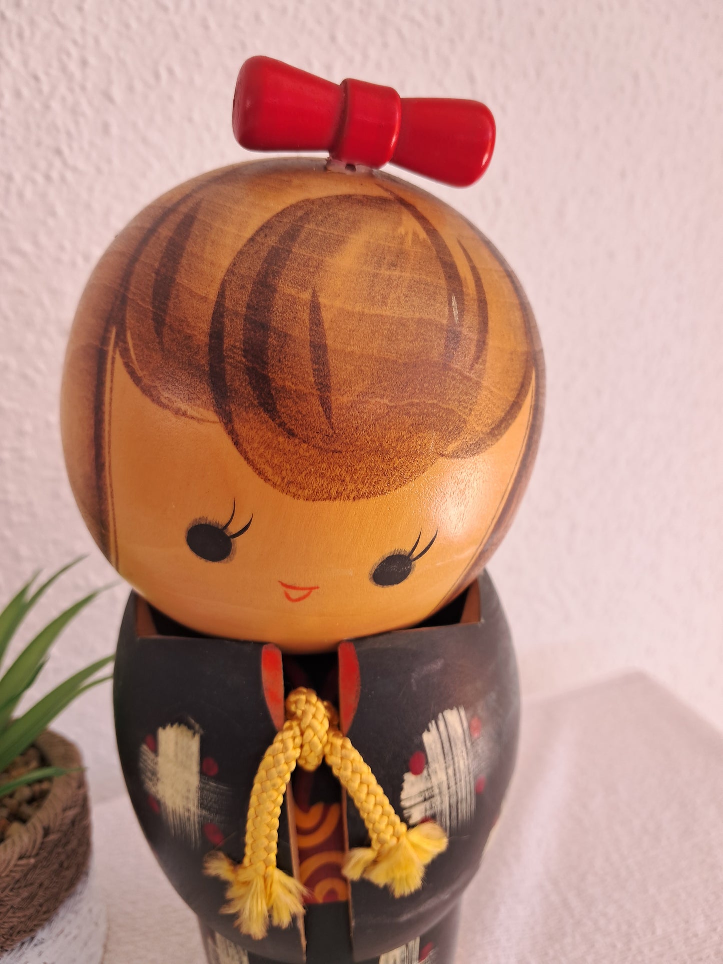 Vintage Gumma Kokeshi by Miyashita Hajime (1940-)