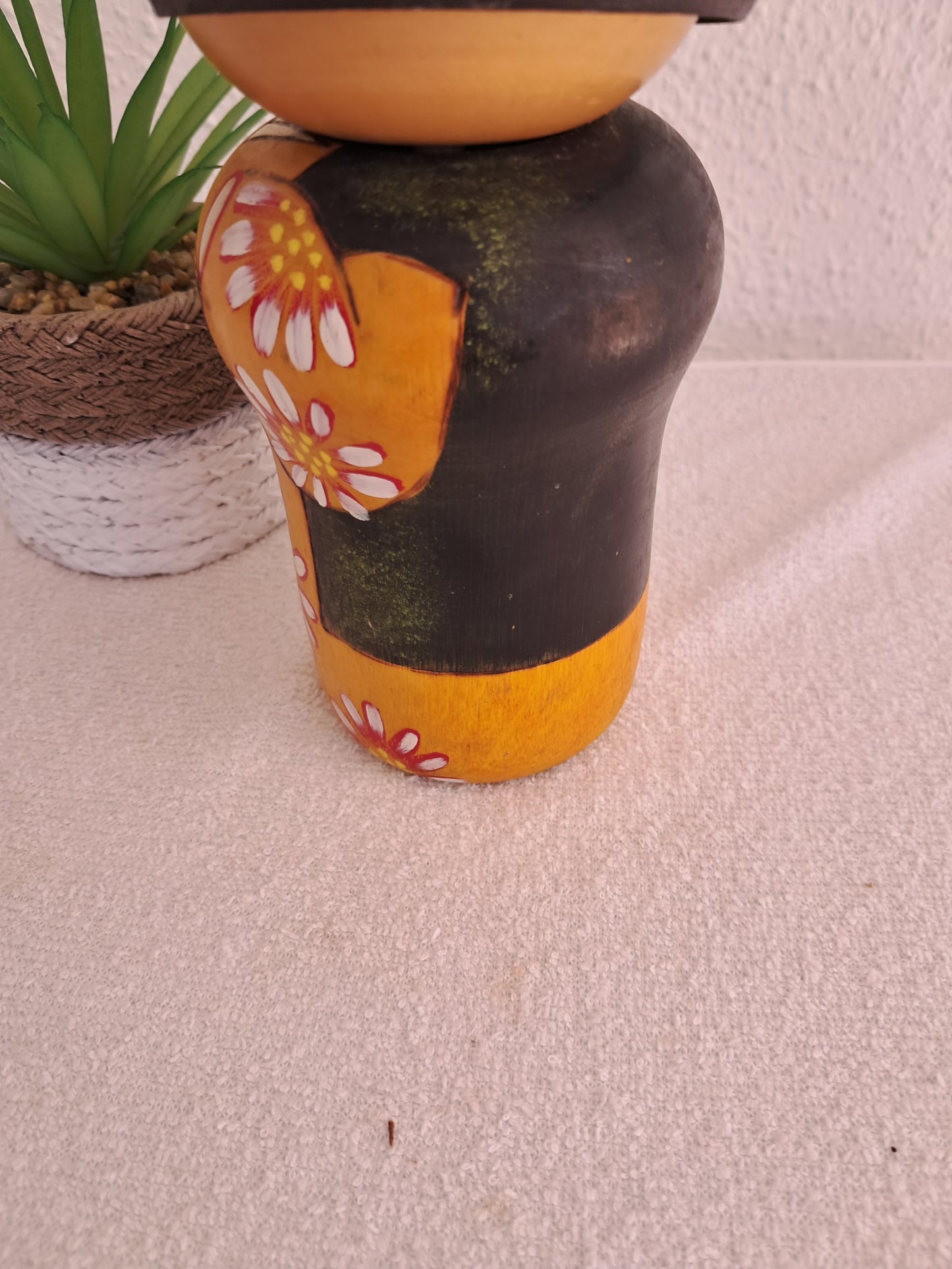 Rare kokeshi by female artisan Chie Tamura