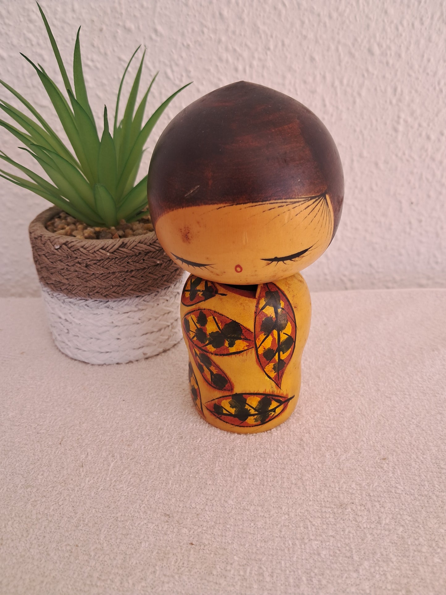 Rare kokeshi by female artisan Chie Tamura