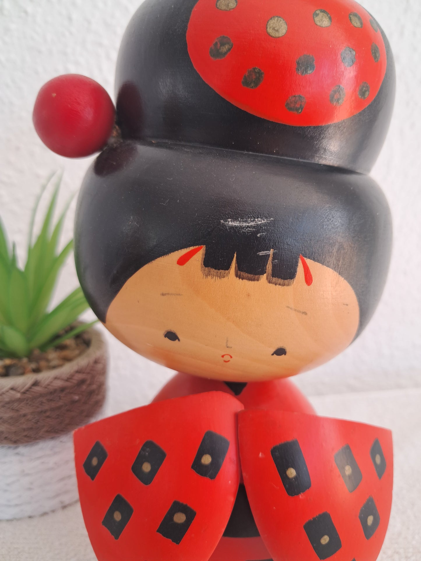 Beautiful chunky vintage sosaku kokeshi made by Sogen