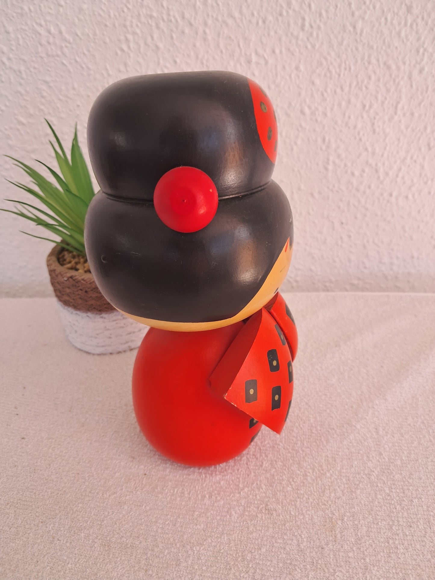 Beautiful chunky vintage sosaku kokeshi made by Sogen