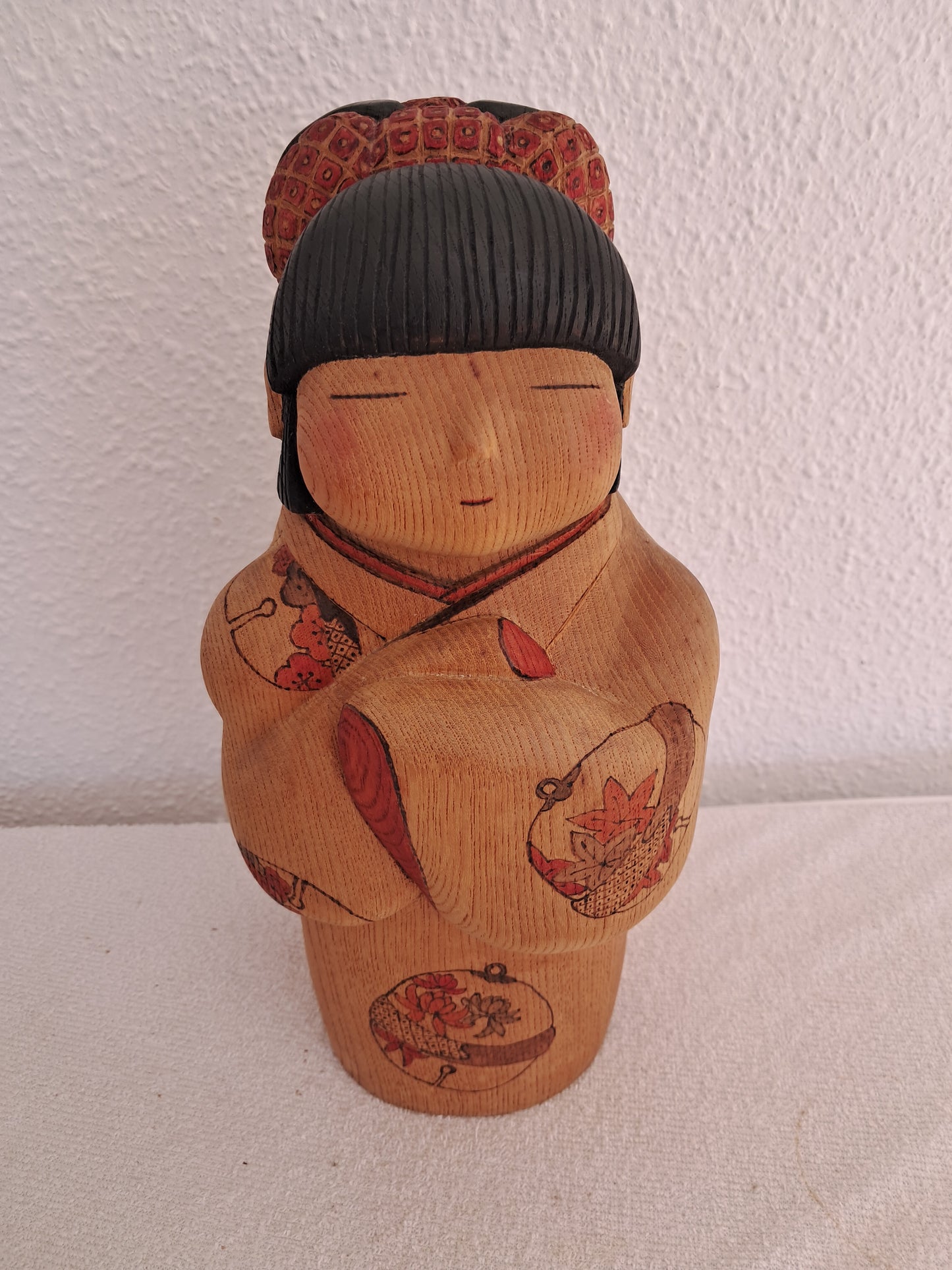 Exclusive large Kokeshi made by Yuko Yamazaki (1956-) Award winning kokeshi!! Museum quality!