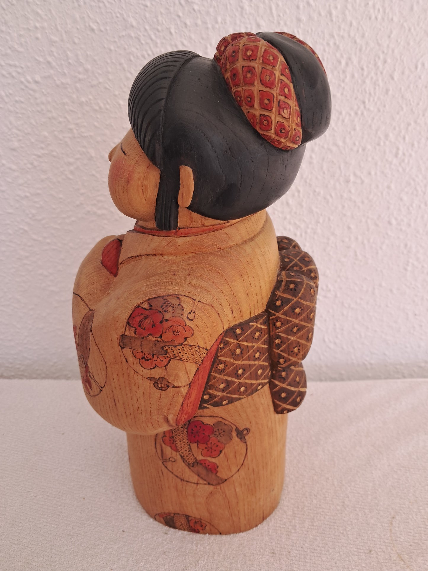 Exclusive large Kokeshi made by Yuko Yamazaki (1956-) Award winning kokeshi!! Museum quality!