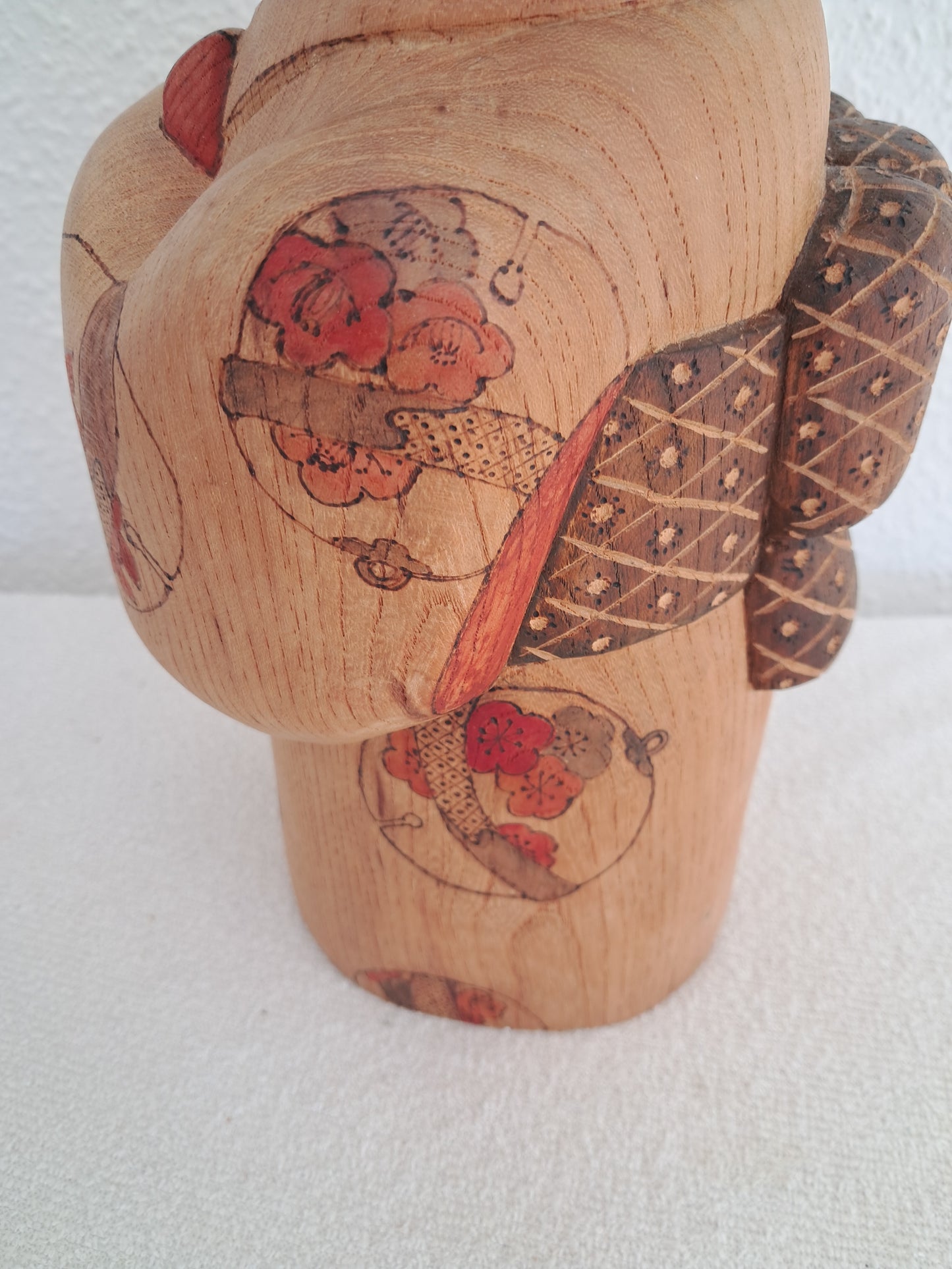 Exclusive large Kokeshi made by Yuko Yamazaki (1956-) Award winning kokeshi!! Museum quality!