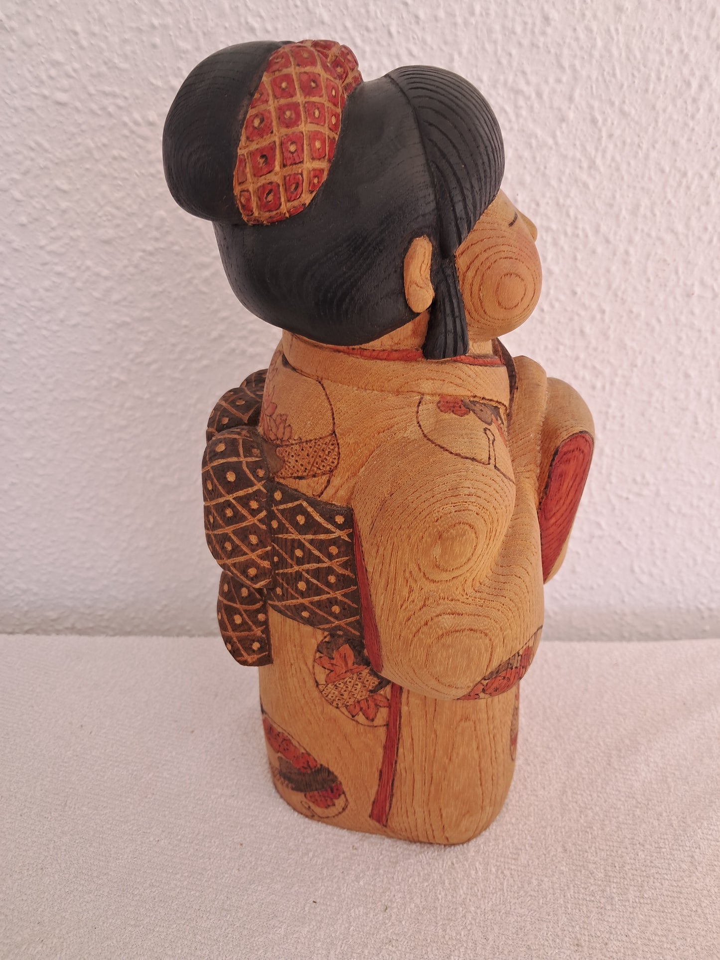 Exclusive large Kokeshi made by Yuko Yamazaki (1956-) Award winning kokeshi!! Museum quality!