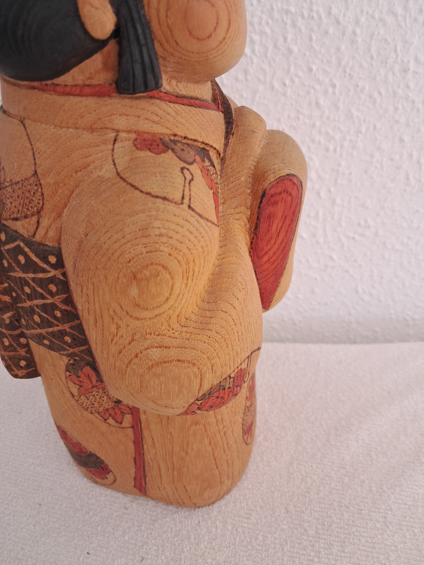 Exclusive large Kokeshi made by Yuko Yamazaki (1956-) Award winning kokeshi!! Museum quality!