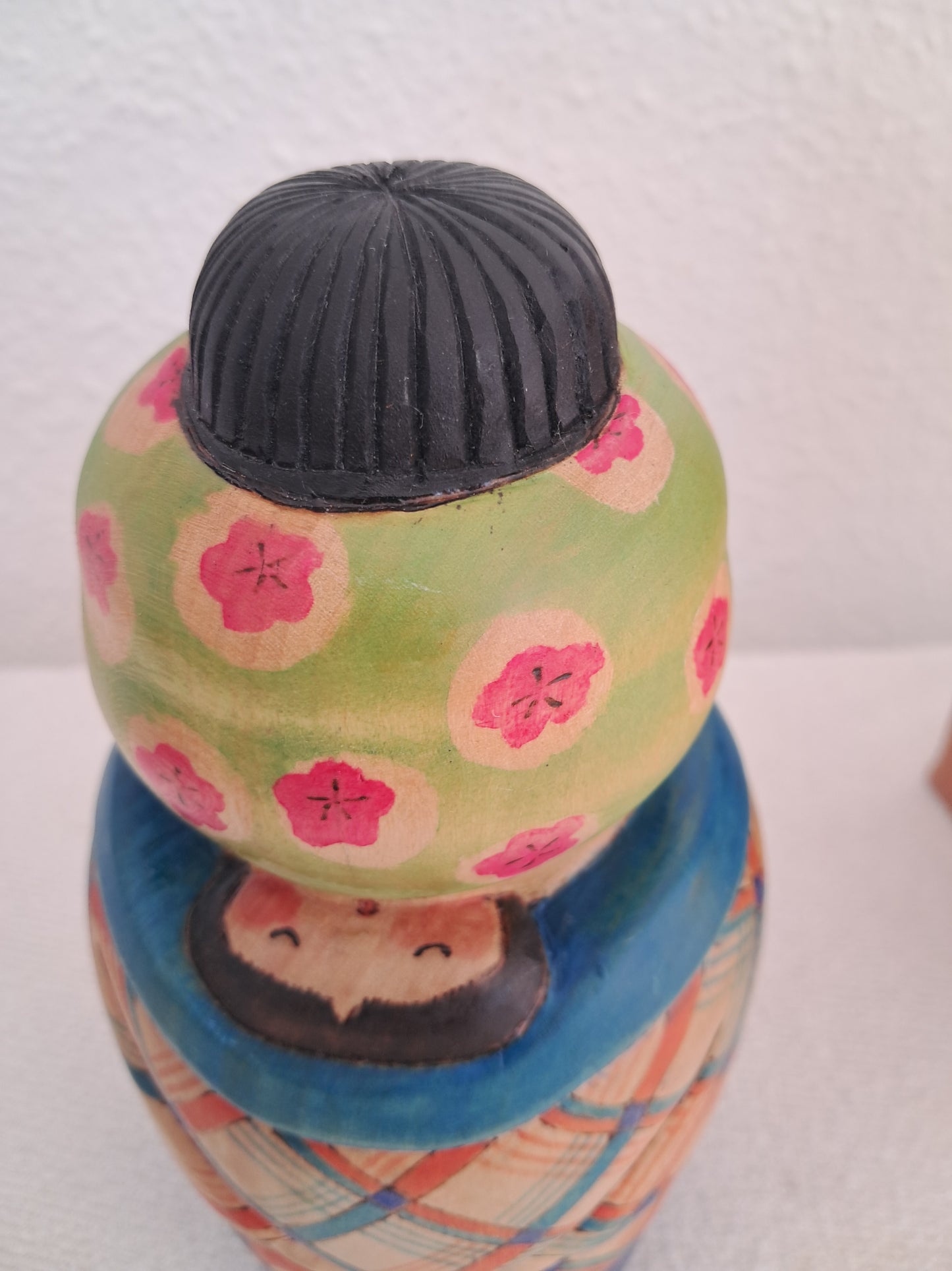 Exclusive Kokeshi made by Yuko Yamazaki (1956-) - "Babysitter"