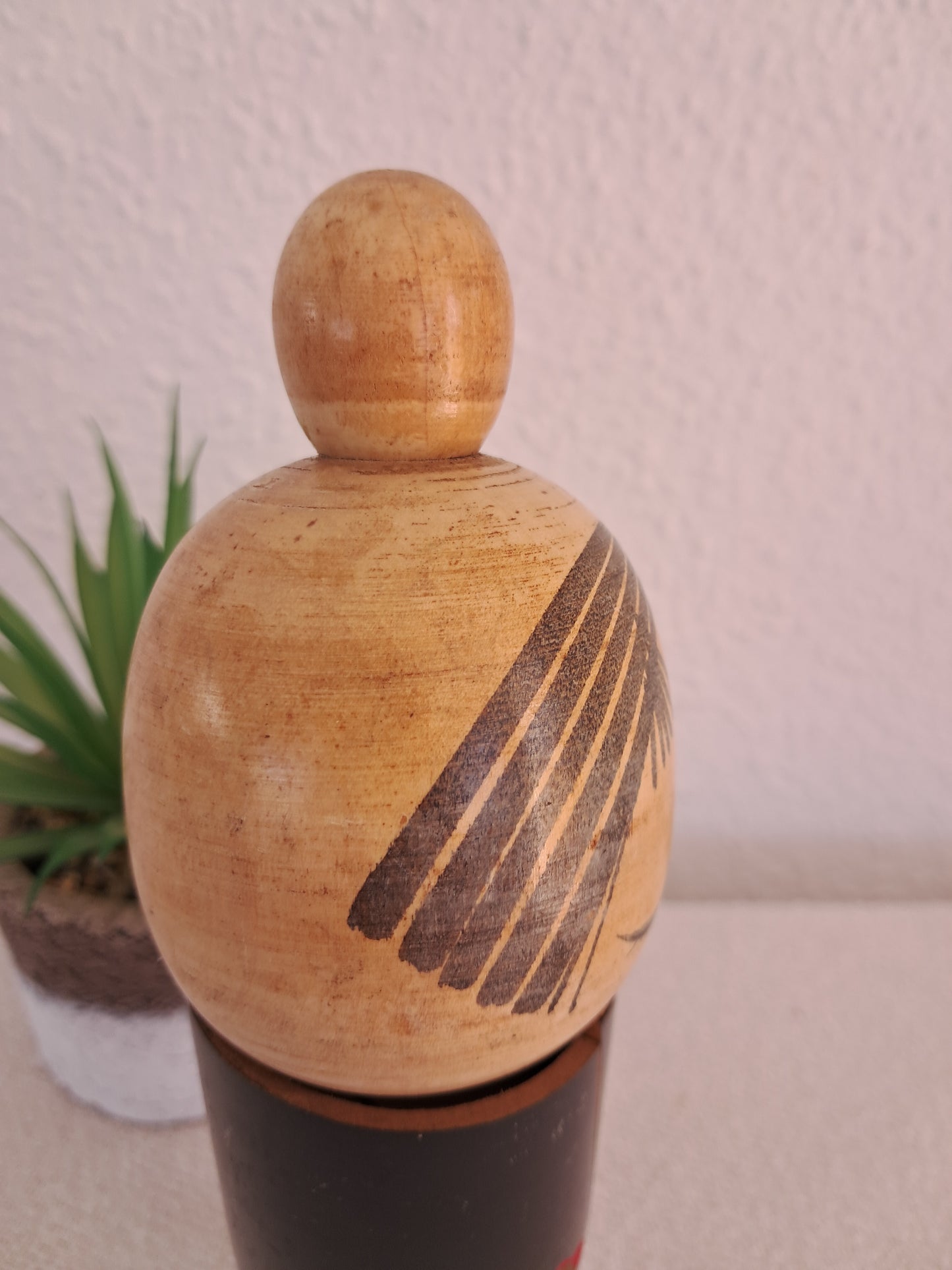 Vintage Sosaku Kokeshi made by Sato Suigai (1920-)