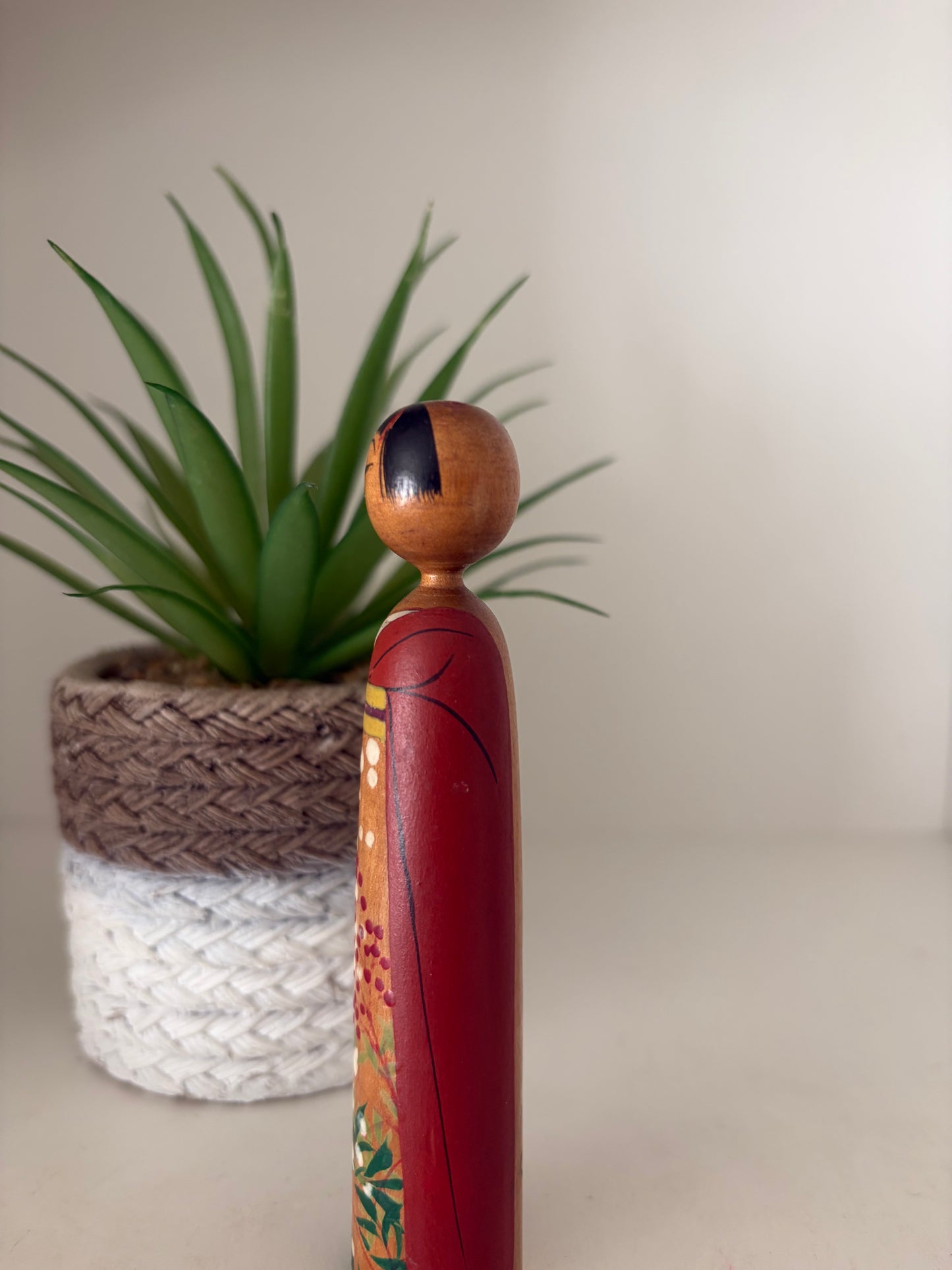 Exclusive Kijiyama kokeshi made by Takano Yohachi (1907-1994)