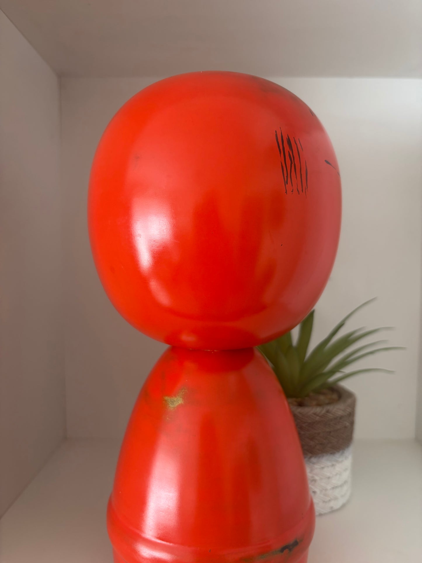 Exclusive vintage Sosaku kokeshi by Takahashi Hashime (1918-2002)