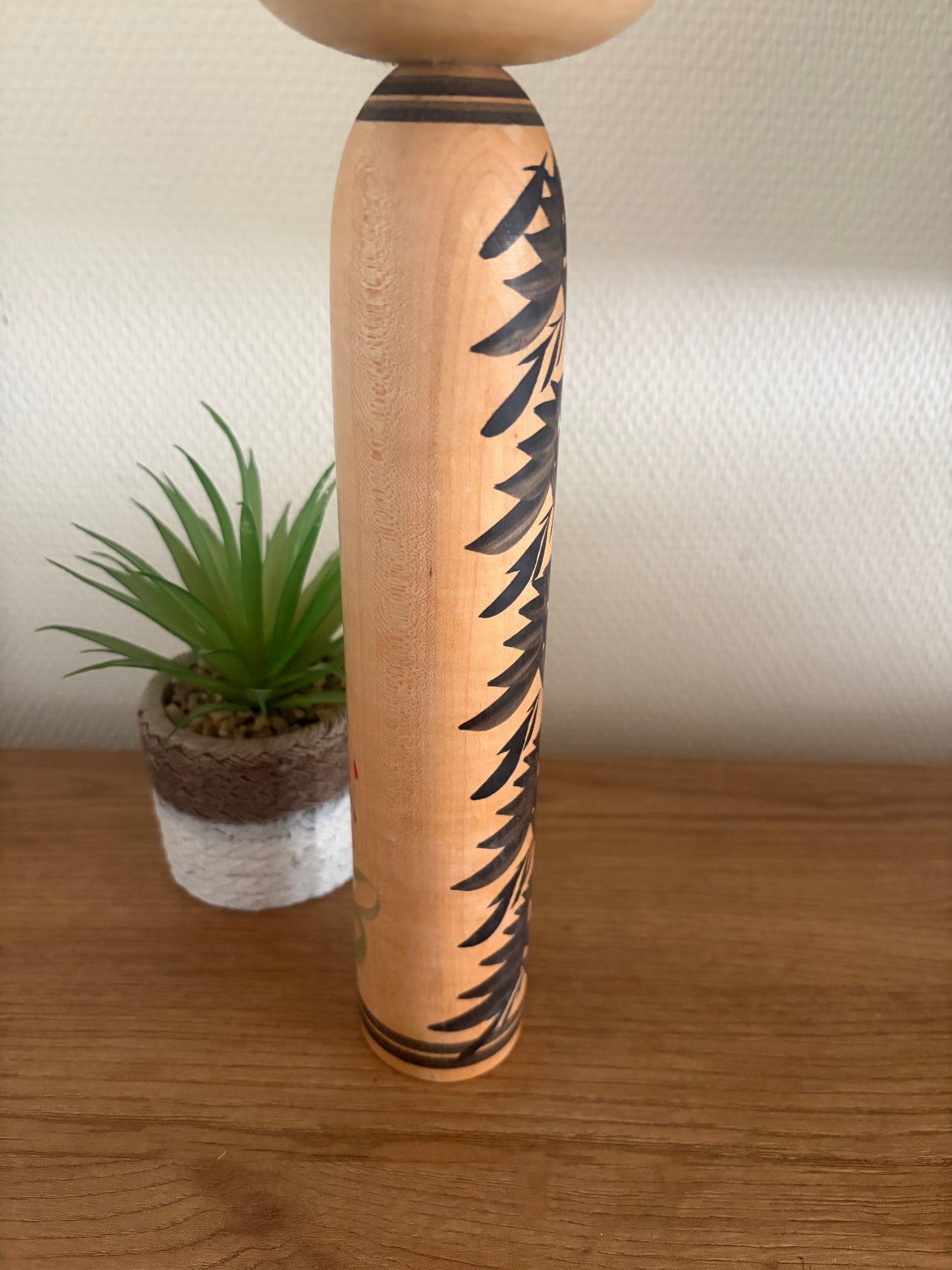 Vintage Monochrome Togatta kokeshi by Sato Fumio