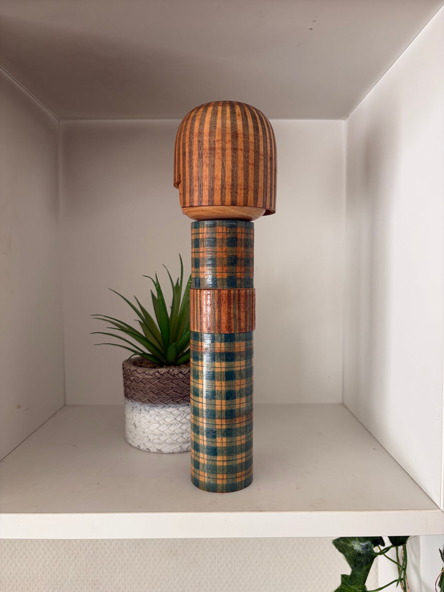 Rare vintage Sosaku kokeshi by Sansaku Sekiguchi (1925-2018)
