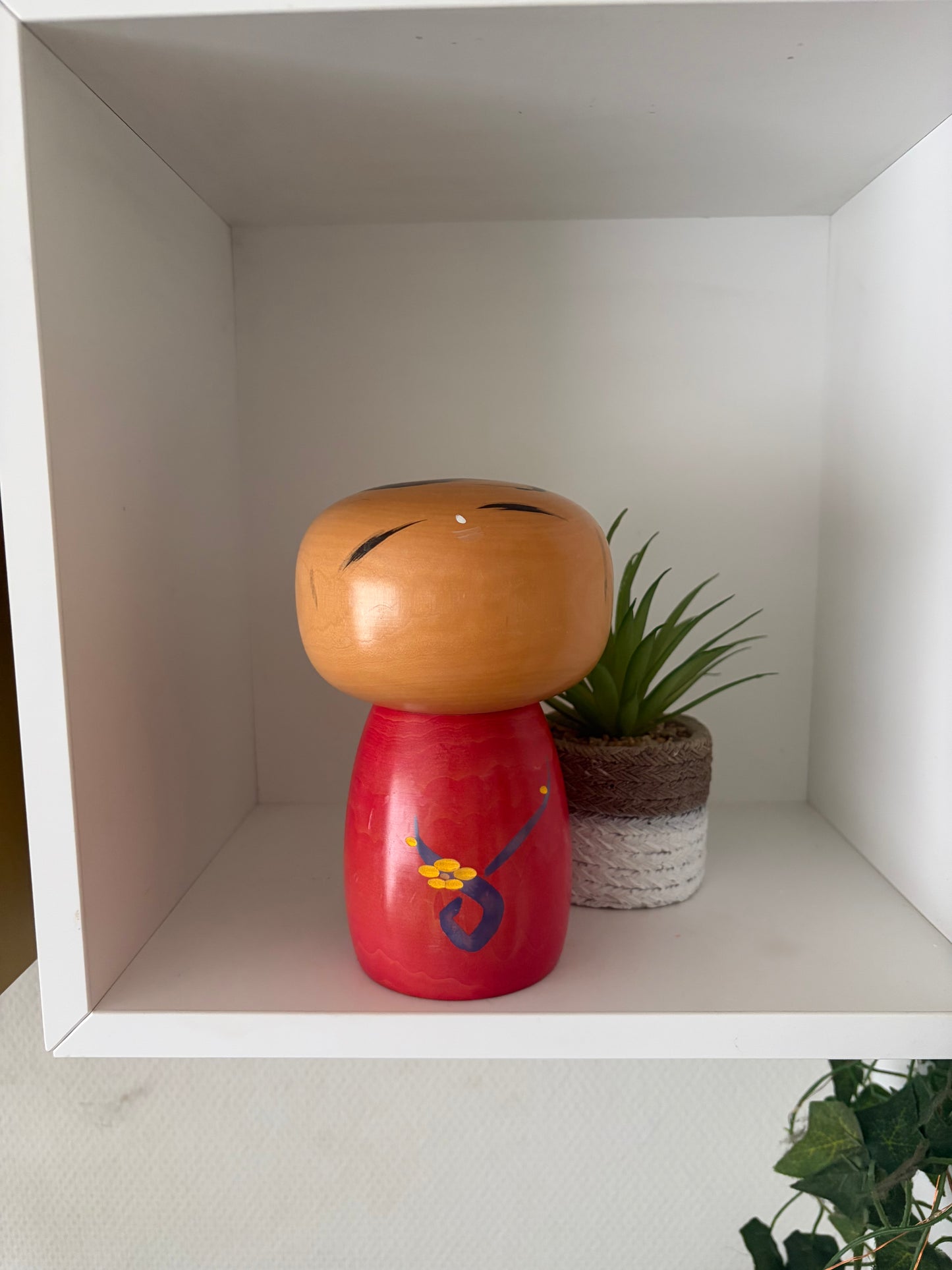 Rare vintage Sosaku kokeshi by Takahashi Hashime (1918-2002)