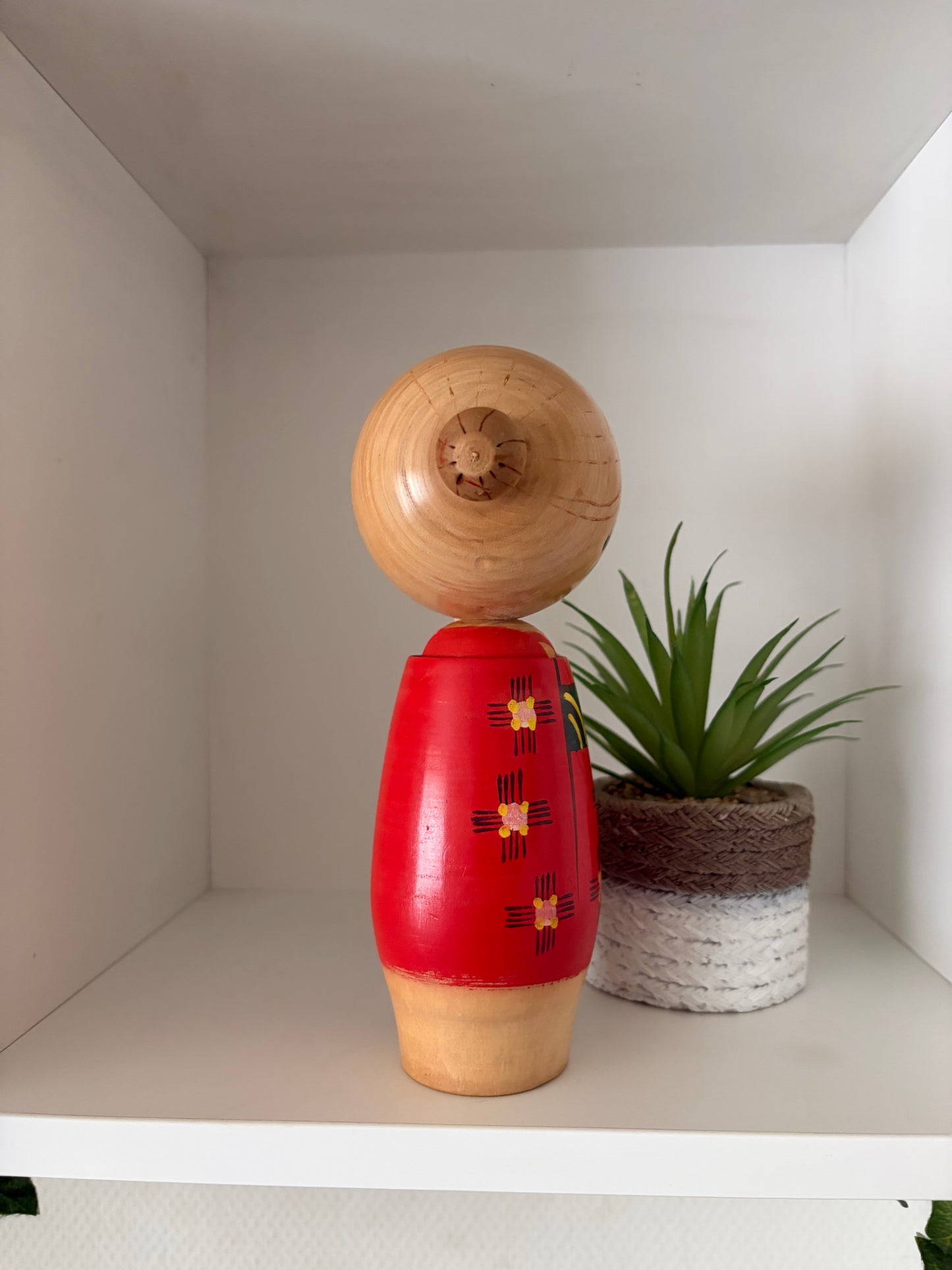 Vintage Sosaku kokeshi by Akira