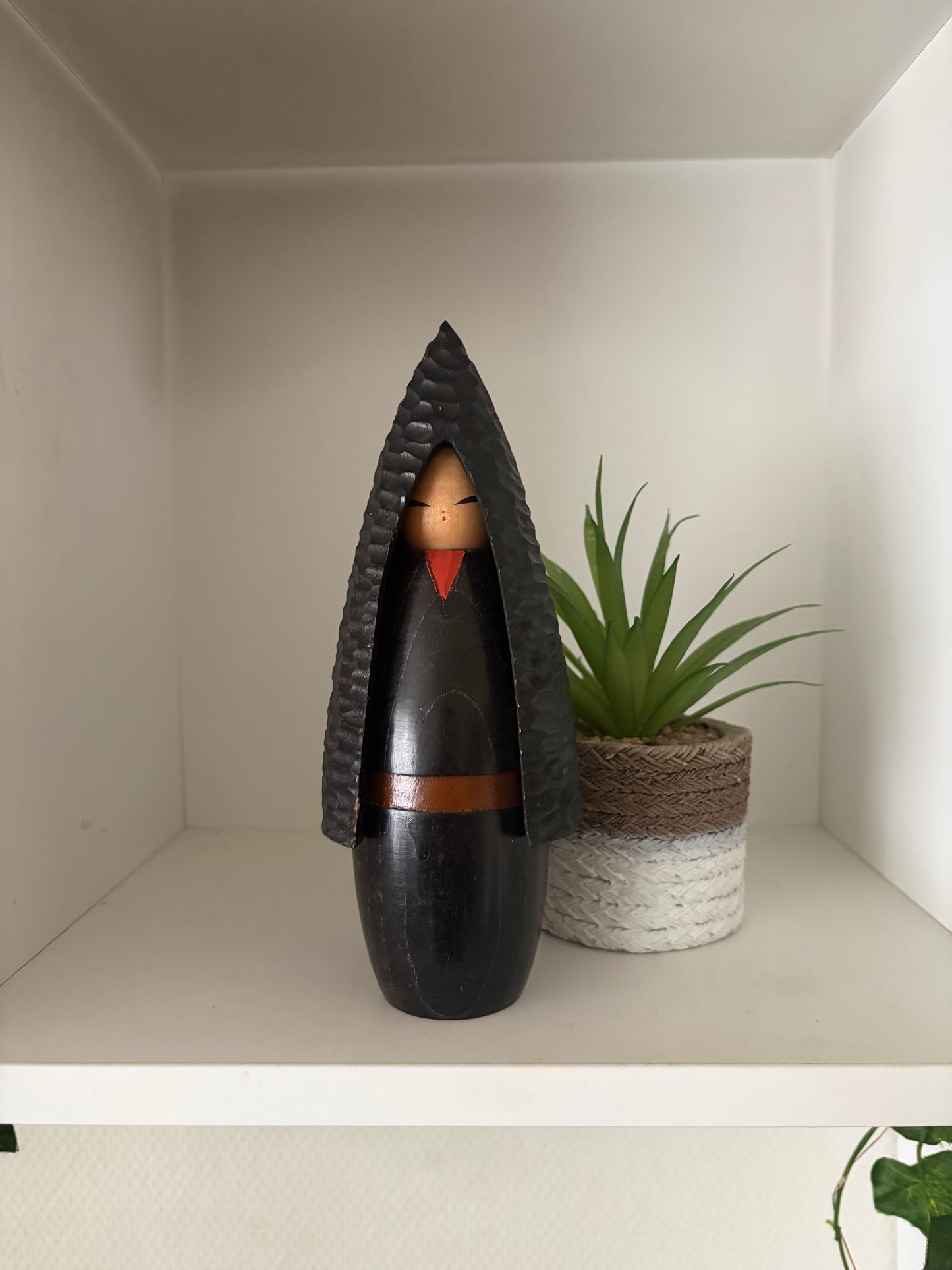 Vintage Sosaku Kokeshi made by Shozan Shido (1932-1995)