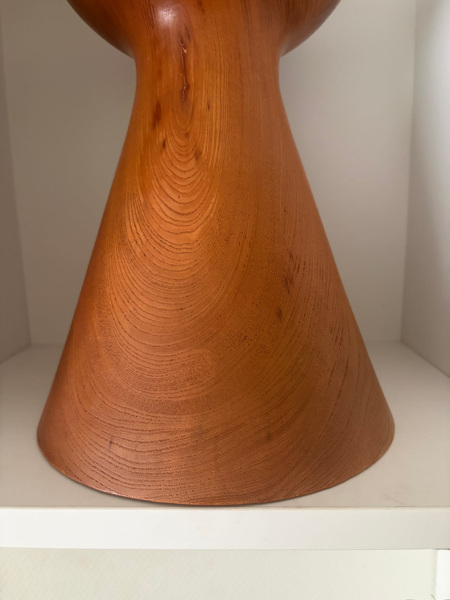 Exclusive Vintage Sosaku kokeshi by Aoki Ryoka (1931-) She is dated 1983