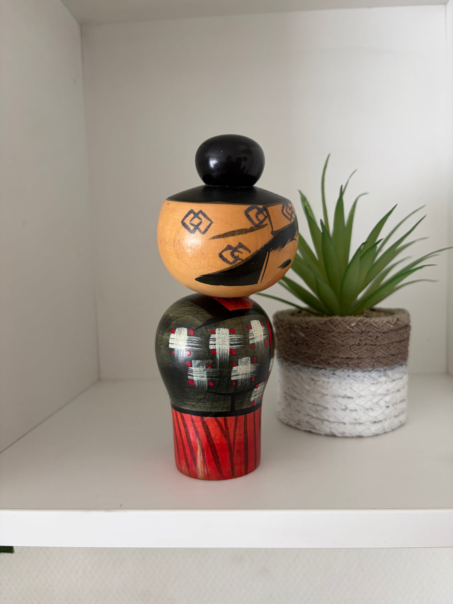 Vintage Creative kokeshi by Hajime Miyashita(1940-)