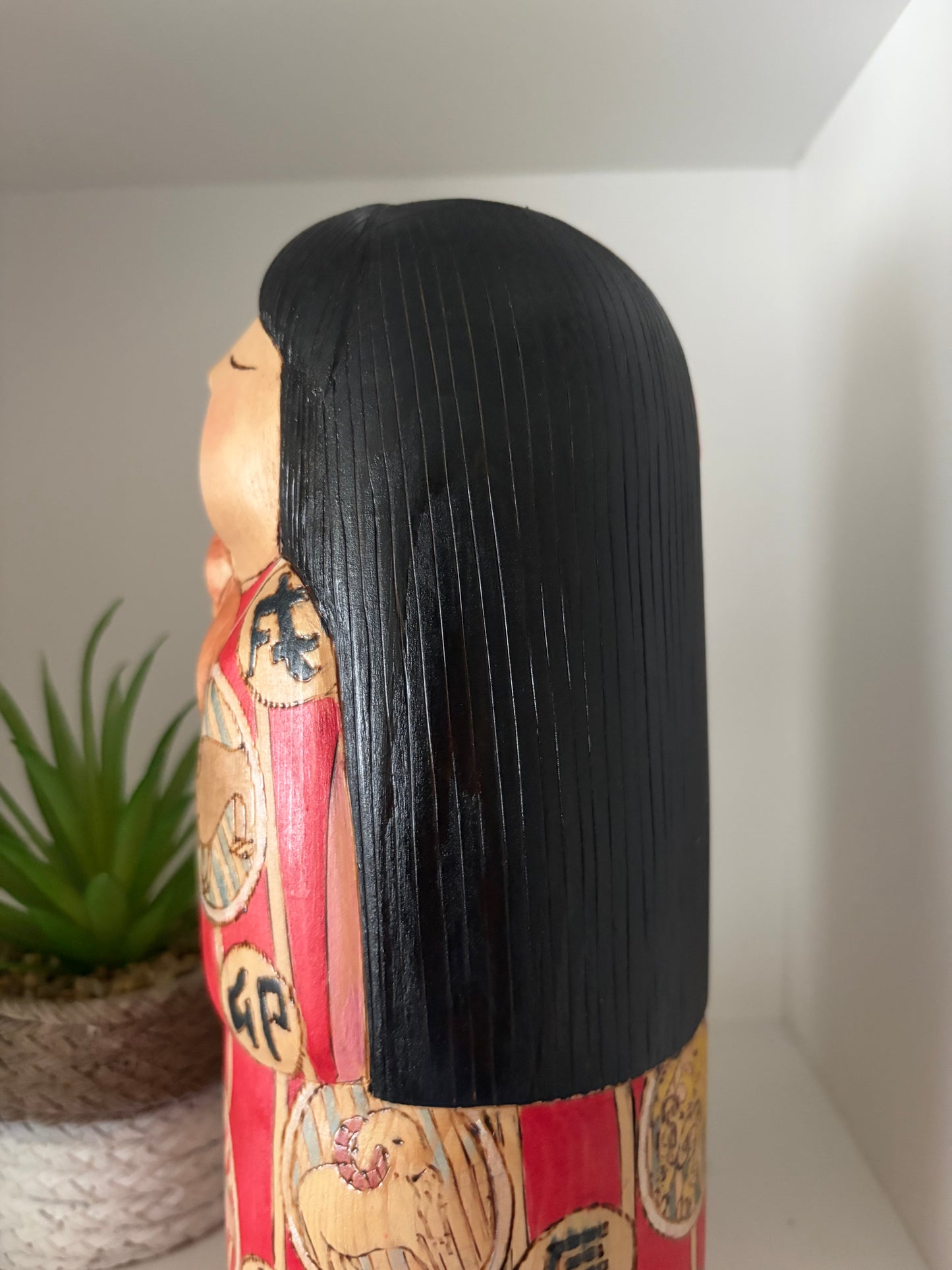Unique Modern Sosaku kokeshi by Yuko Yamazaki - With box