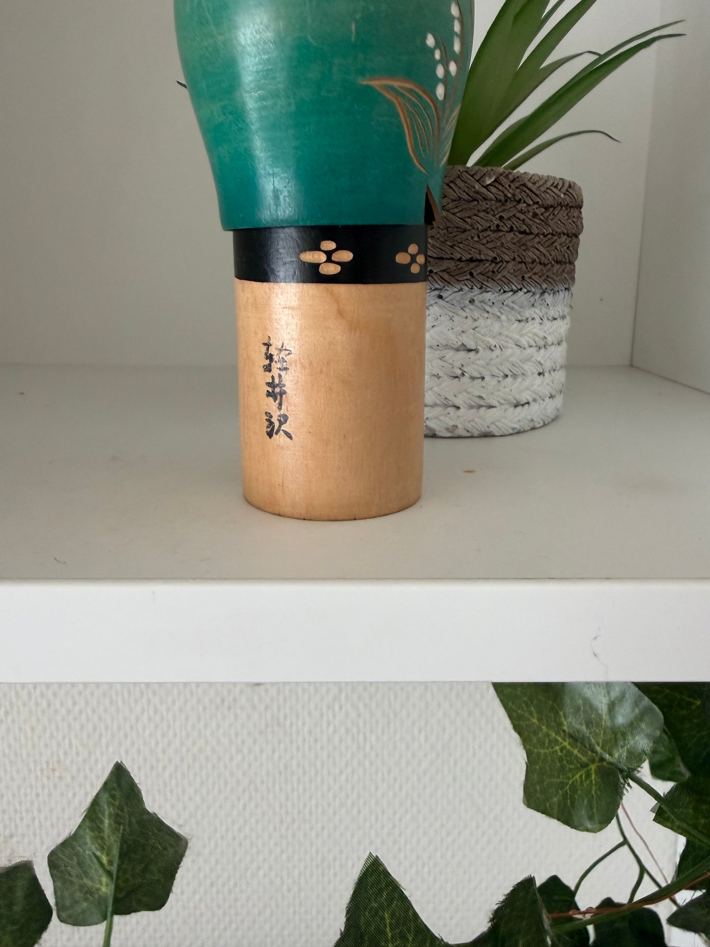 Vintage Sosaku kokeshi by Miyagawa Kunio (1933-)