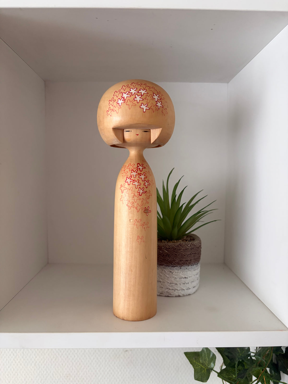 Exclusive Vintage kokeshi made by Sansaku Sekiguchi (1925-2018)